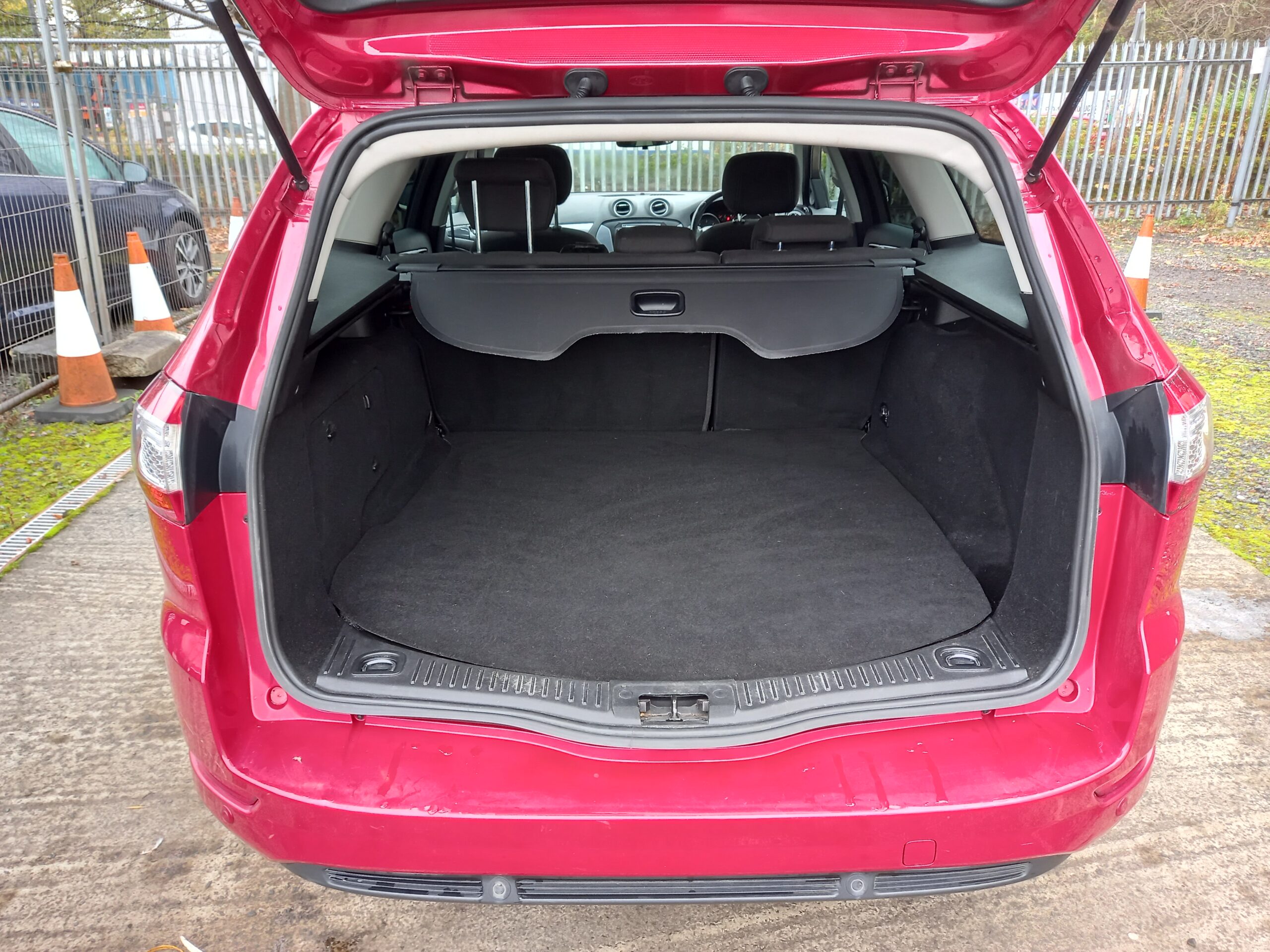 FORD MONDEO 2.0 TDCi 140 Zetec Business Edition 5dr Estate 125,000 Miles Full Service History £35 tax 3 Months Warranty - Image 37