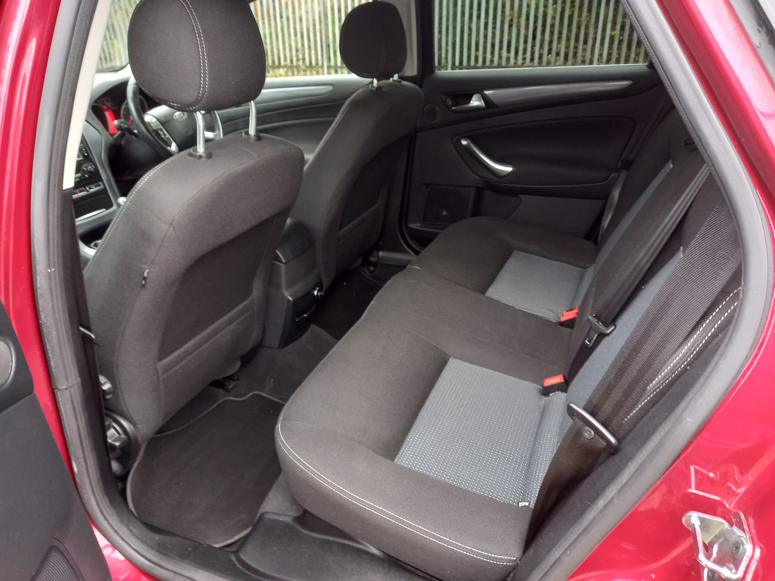 FORD MONDEO 2.0 TDCi 140 Zetec Business Edition 5dr Estate 125,000 Miles Full Service History £35 tax 3 Months Warranty - Image 25