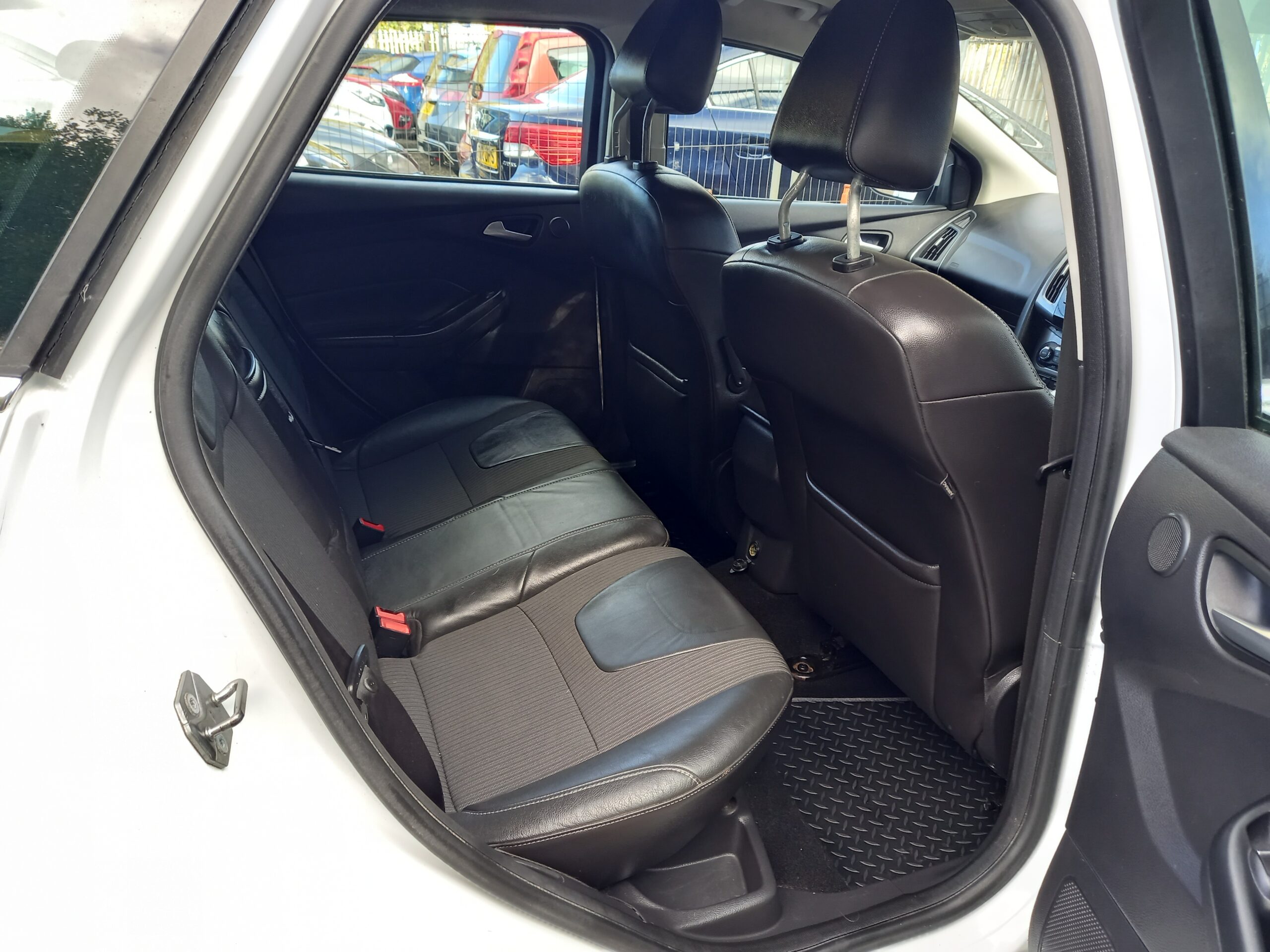 FORD FOCUS 2.0 TDCi 163 Titanium X 163 5dr Estate 82,000 Miles Full Service History 3 Months Warranty - Image 20