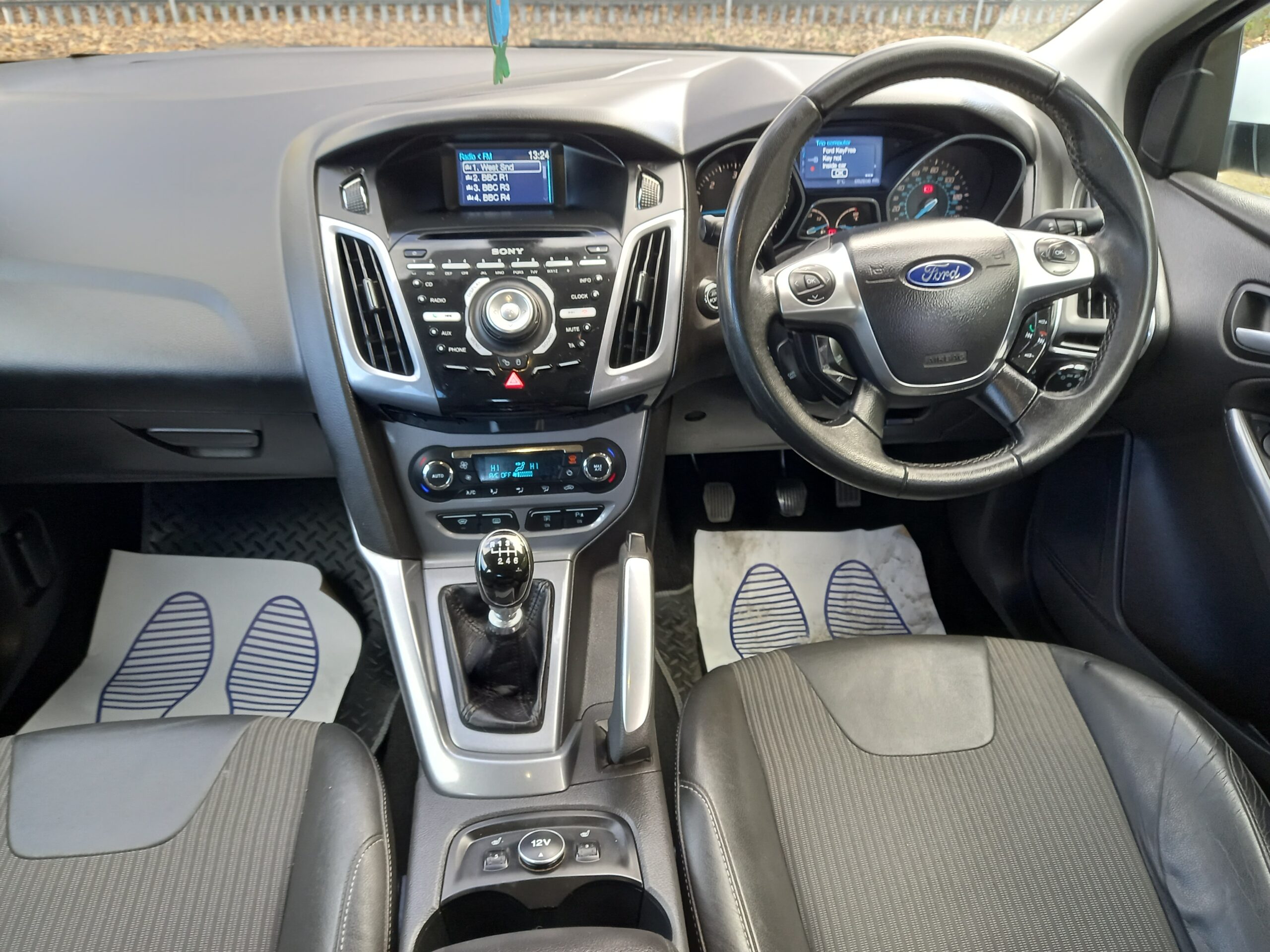 FORD FOCUS 2.0 TDCi 163 Titanium X 163 5dr Estate 82,000 Miles Full Service History 3 Months Warranty - Image 18