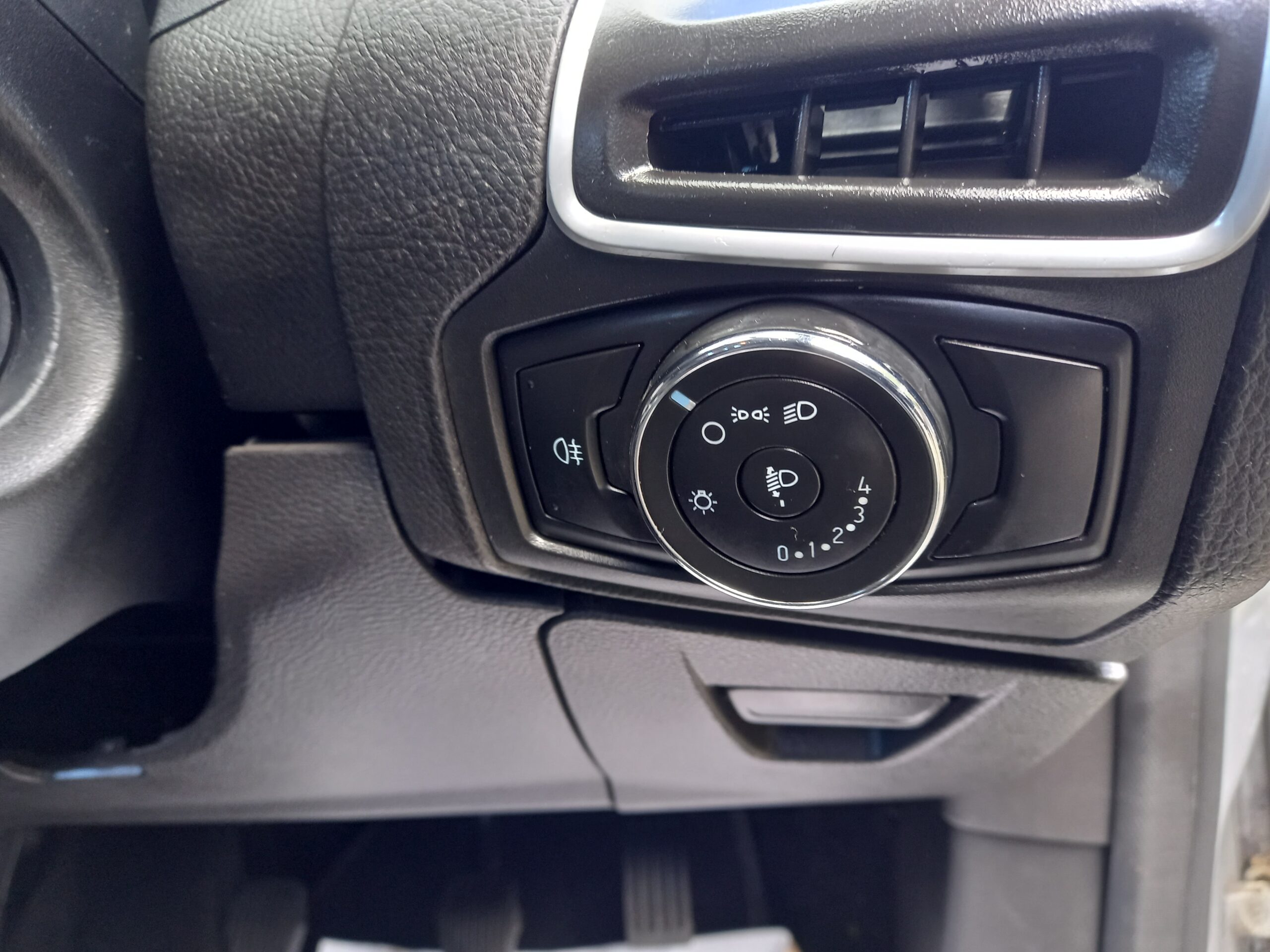 FORD FOCUS 1.6 TDCi Edge 5dr 2014 87,000 Miles Full Service History £20 tax 3 Months Warranty - Image 33