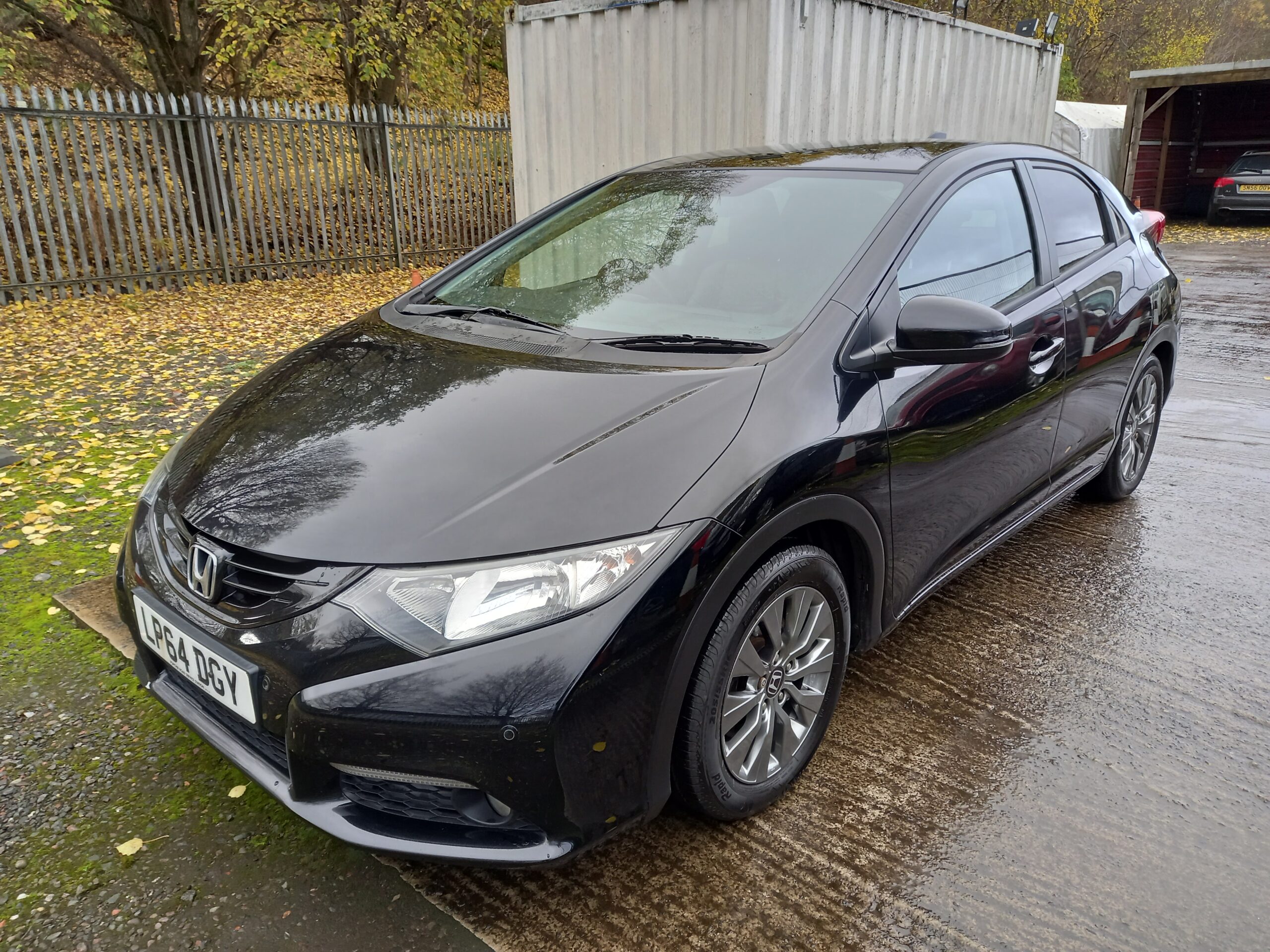 HONDA CIVIC 1.6 i-DTEC SR 5dr 2015 99,000 Miles Full Service History £20 Road Tax 3 Months Warranty - Image 4