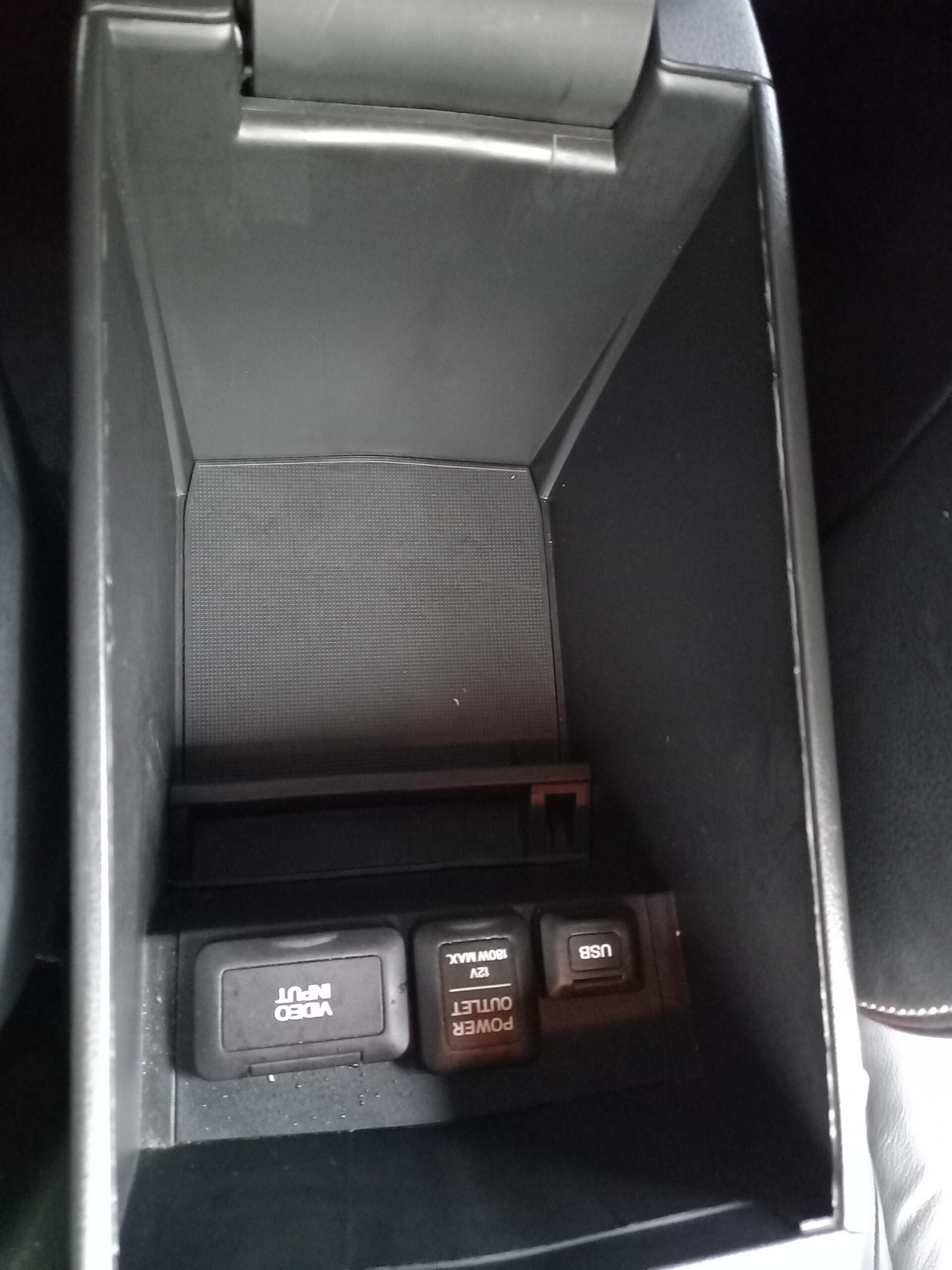 HONDA CIVIC 1.6 i-DTEC SR 5dr 2015 99,000 Miles Full Service History £20 Road Tax 3 Months Warranty - Image 41