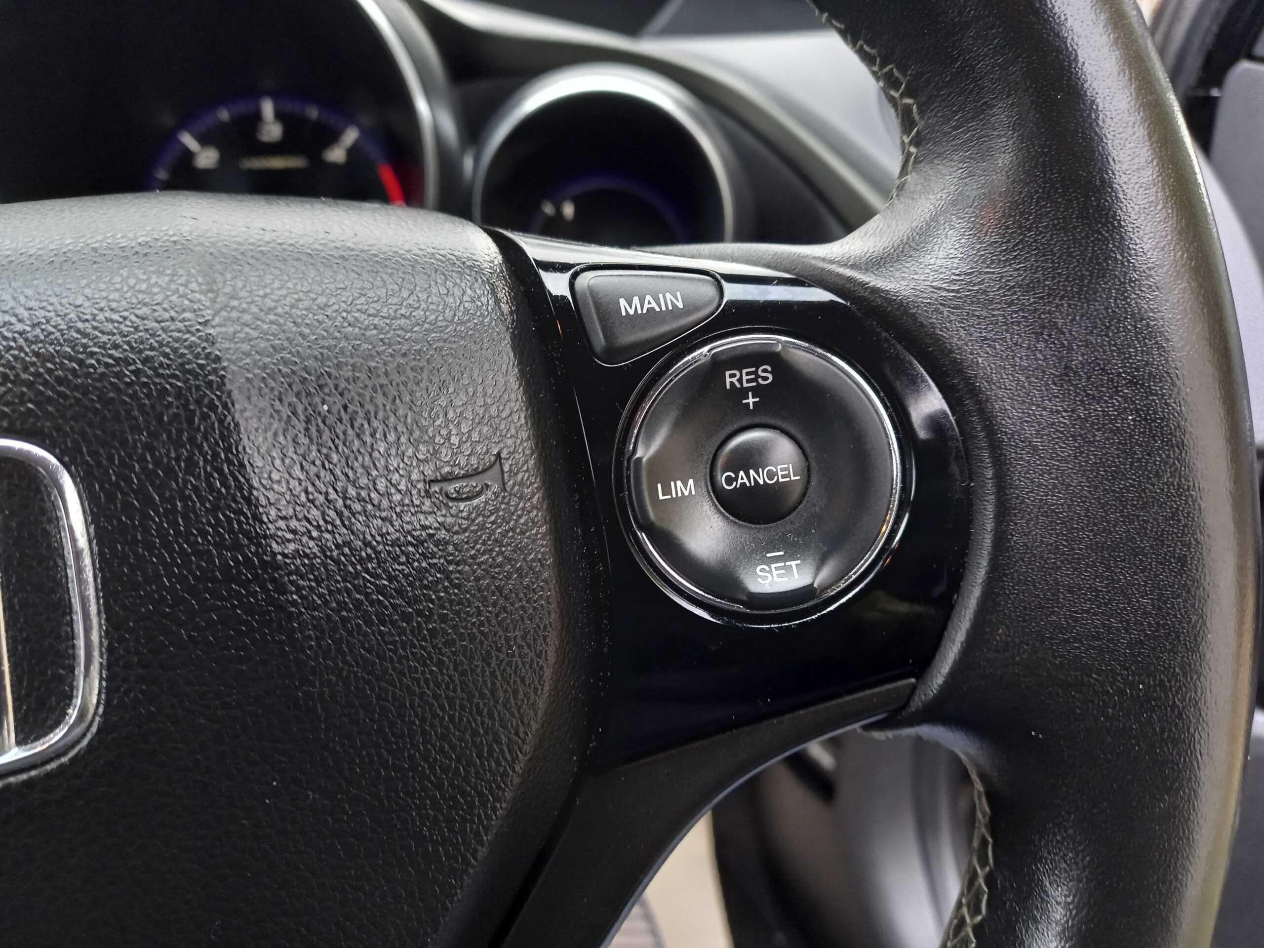 HONDA CIVIC 1.6 i-DTEC SR 5dr 2015 99,000 Miles Full Service History £20 Road Tax 3 Months Warranty - Image 34