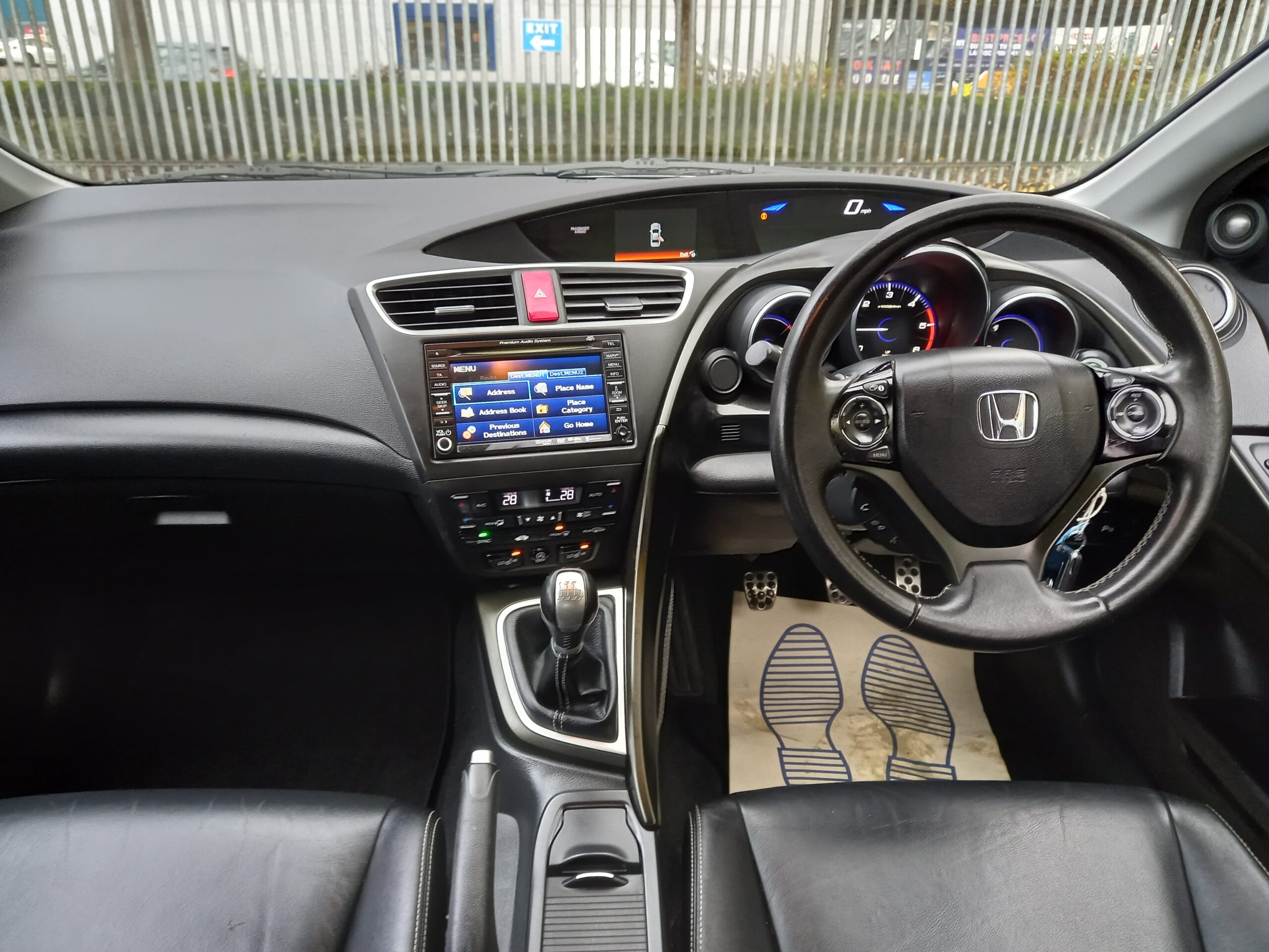 HONDA CIVIC 1.6 i-DTEC SR 5dr 2015 99,000 Miles Full Service History £20 Road Tax 3 Months Warranty - Image 18