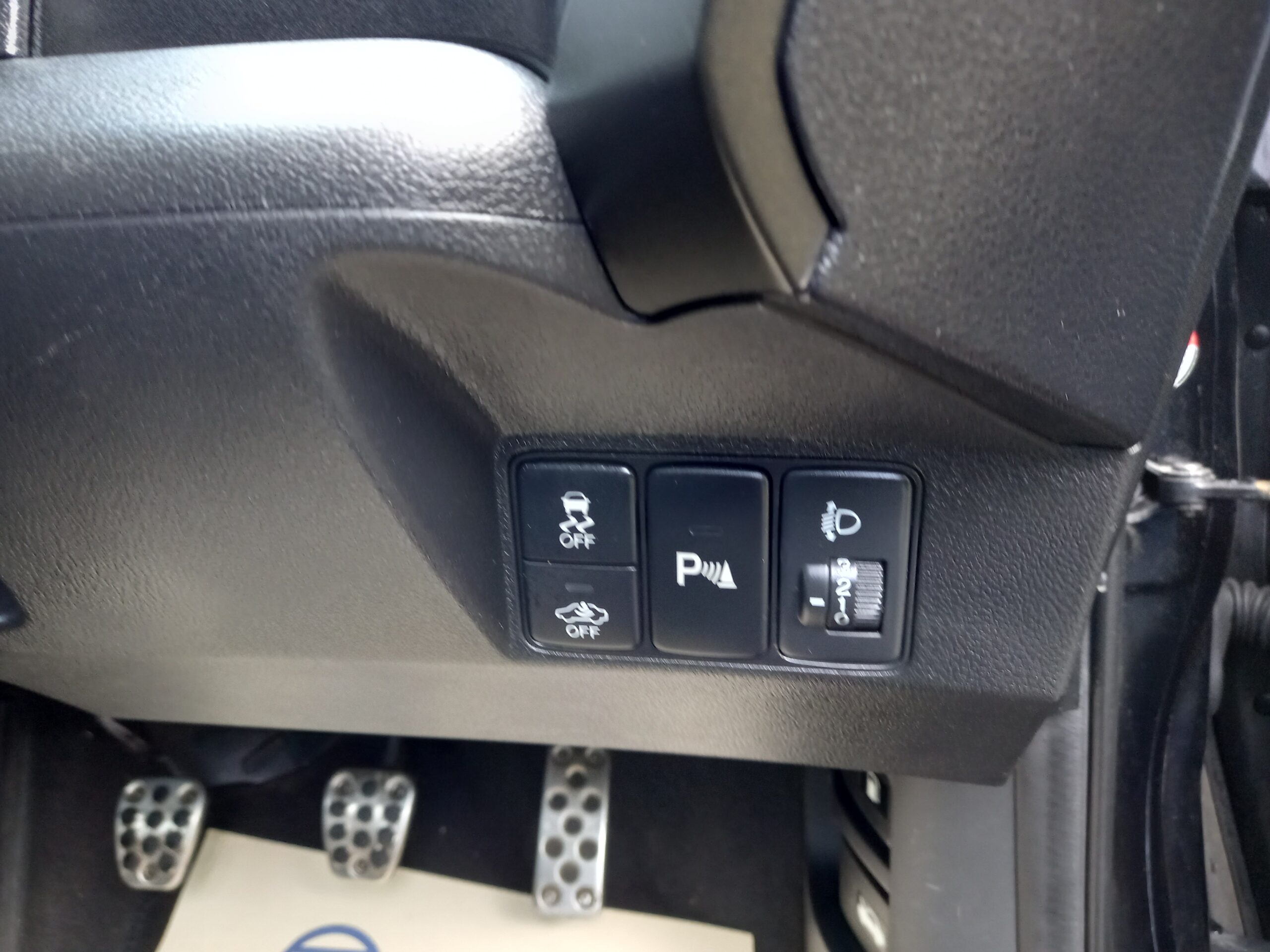 HONDA CIVIC 1.6 i-DTEC SR 5dr 2015 99,000 Miles Full Service History £20 Road Tax 3 Months Warranty - Image 35