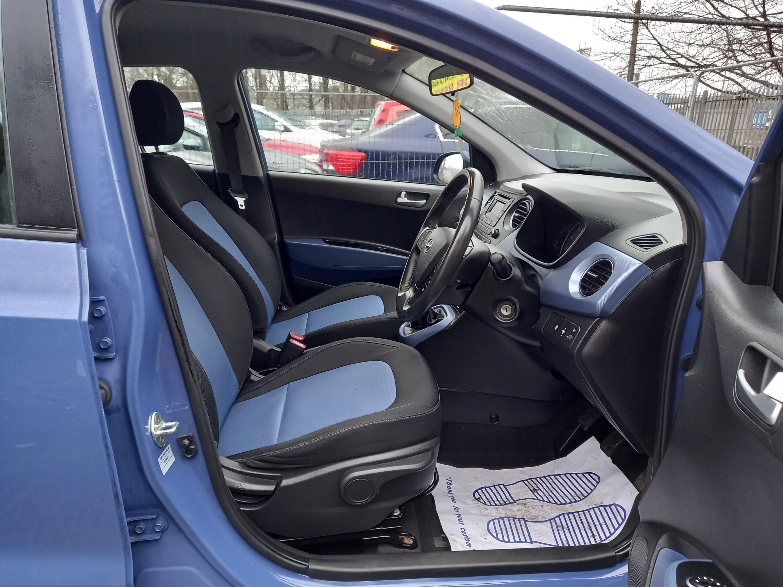 HYUNDAI I10 1.0 Premium 5dr 2016 36,000 Miles Service History £20 tax 3 Months Warranty - Image 15