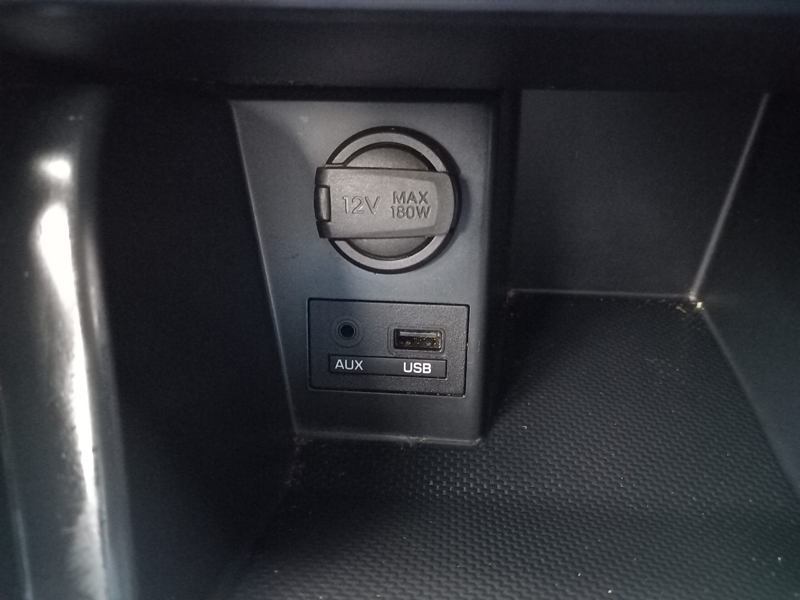 HYUNDAI I10 1.0 Premium 5dr 2016 36,000 Miles Service History £20 tax 3 Months Warranty - Image 27