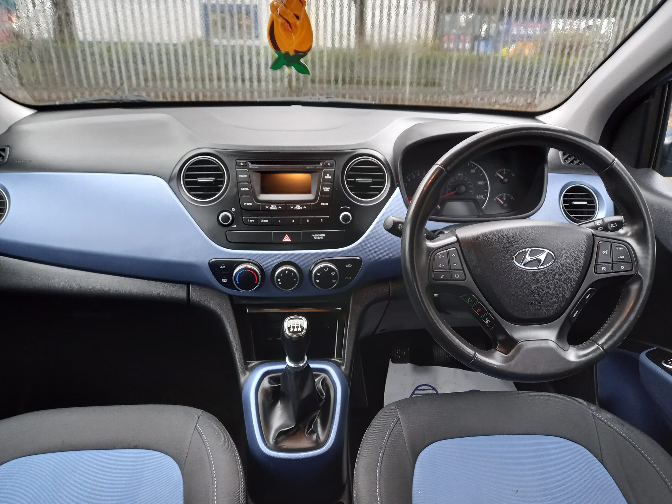 HYUNDAI I10 1.0 Premium 5dr 2016 36,000 Miles Service History £20 tax 3 Months Warranty - Image 16