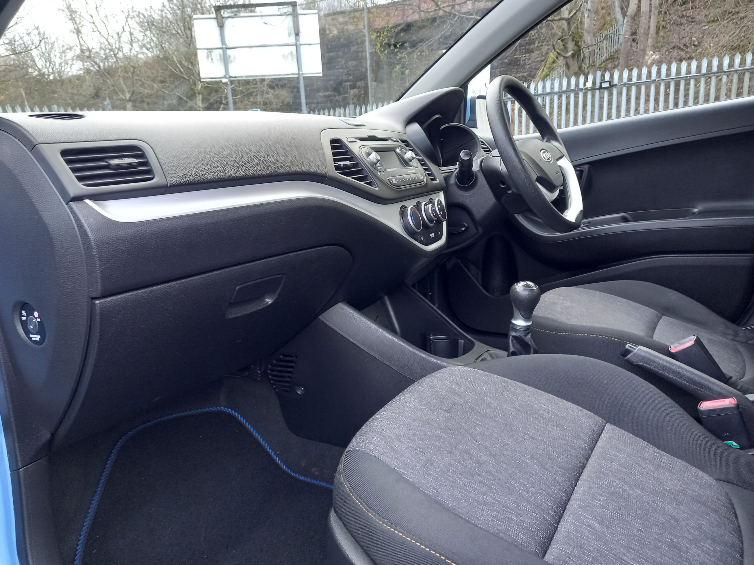 KIA PICANTO 1.0 1 Air 5dr 2012 62,000 Miles Full Service History £20 road tax 3 Months Warranty - Image 20