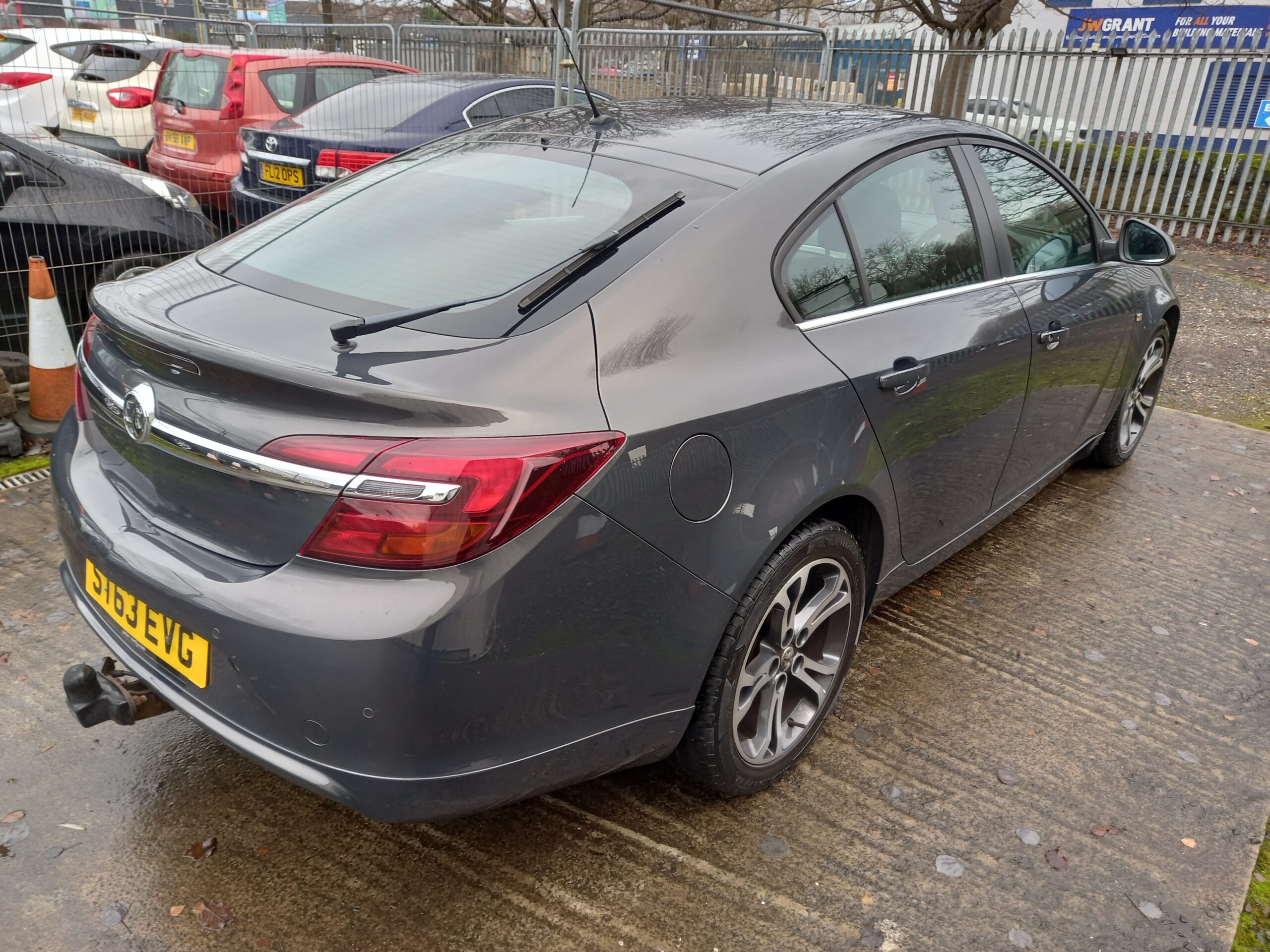 VAUXHALL INSIGNIA 2.0 CDTi ecoFLEX Limited Edition 5dr 2013 Full Service History £ road tax 3 Months Warranty - Image 6