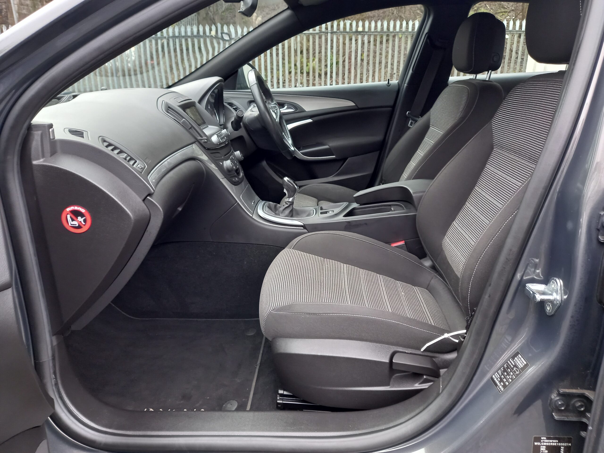 VAUXHALL INSIGNIA 2.0 CDTi ecoFLEX Limited Edition 5dr 2013 Full Service History £ road tax 3 Months Warranty - Image 21