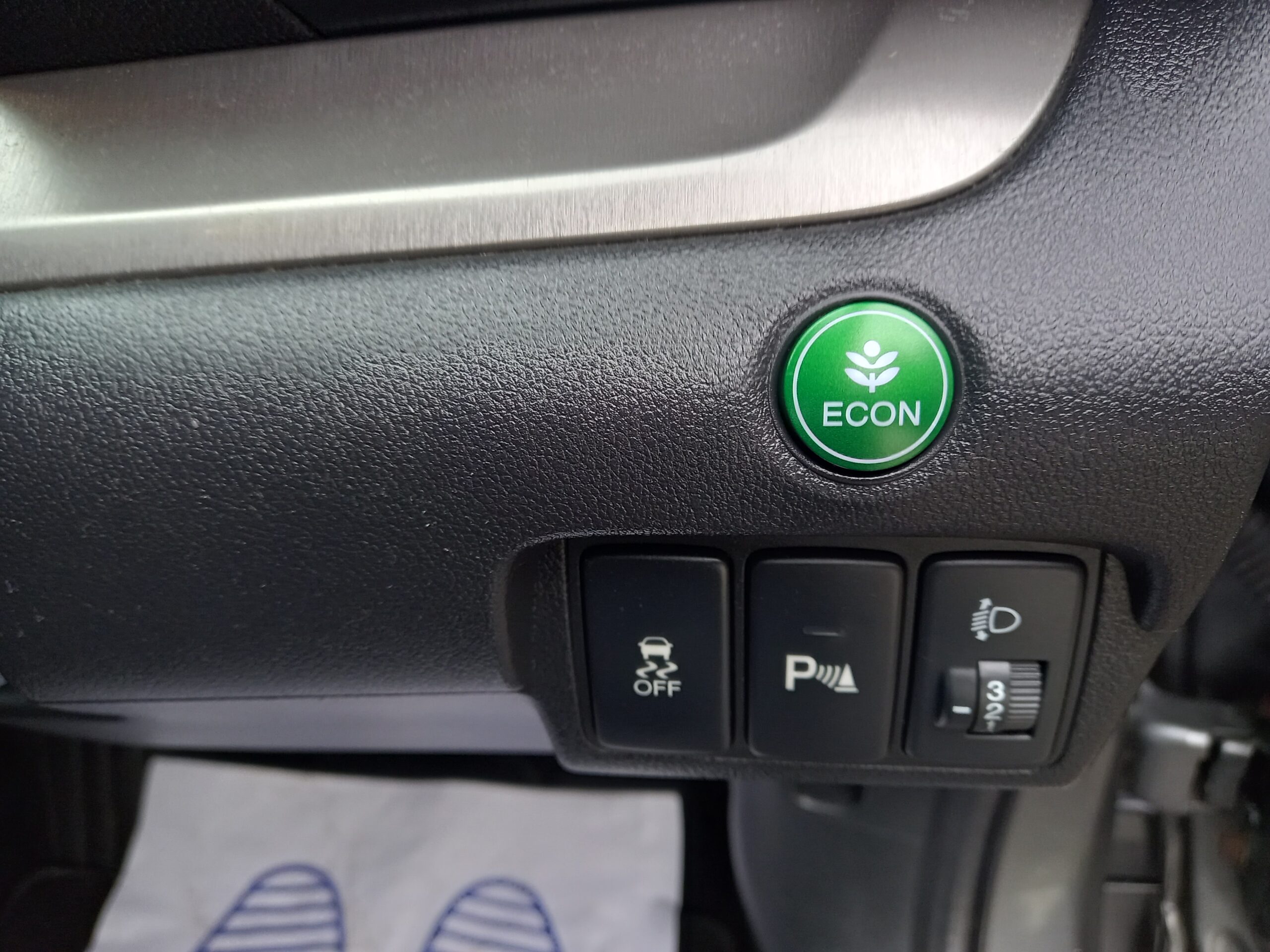 HONDA CR-V 2.2 i-DTEC SE 5dr 2013 Full Service History 4wd 3 Months Warranty - Image 32