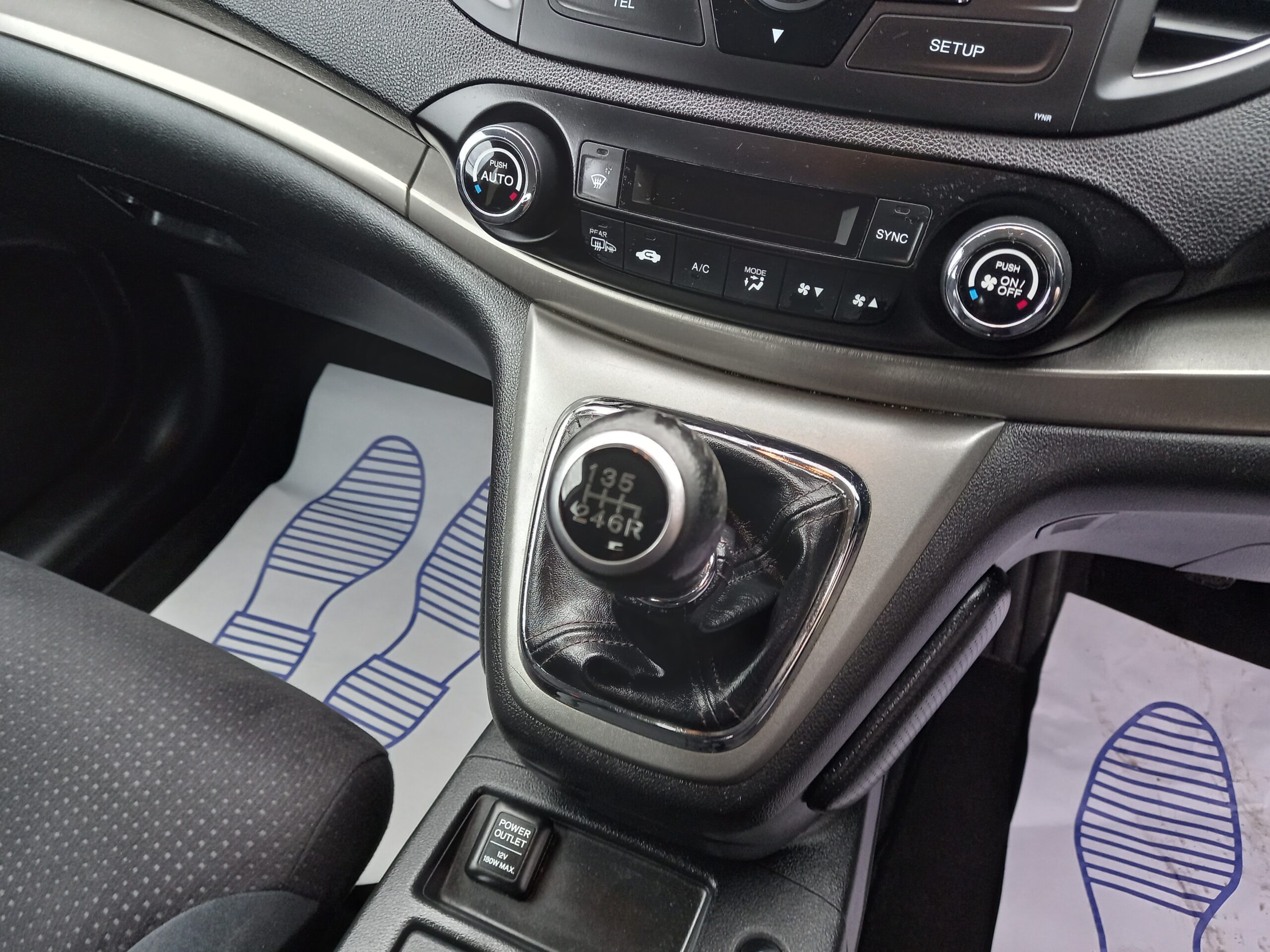 HONDA CR-V 2.2 i-DTEC SE 5dr 2013 Full Service History 4wd 3 Months Warranty - Image 30