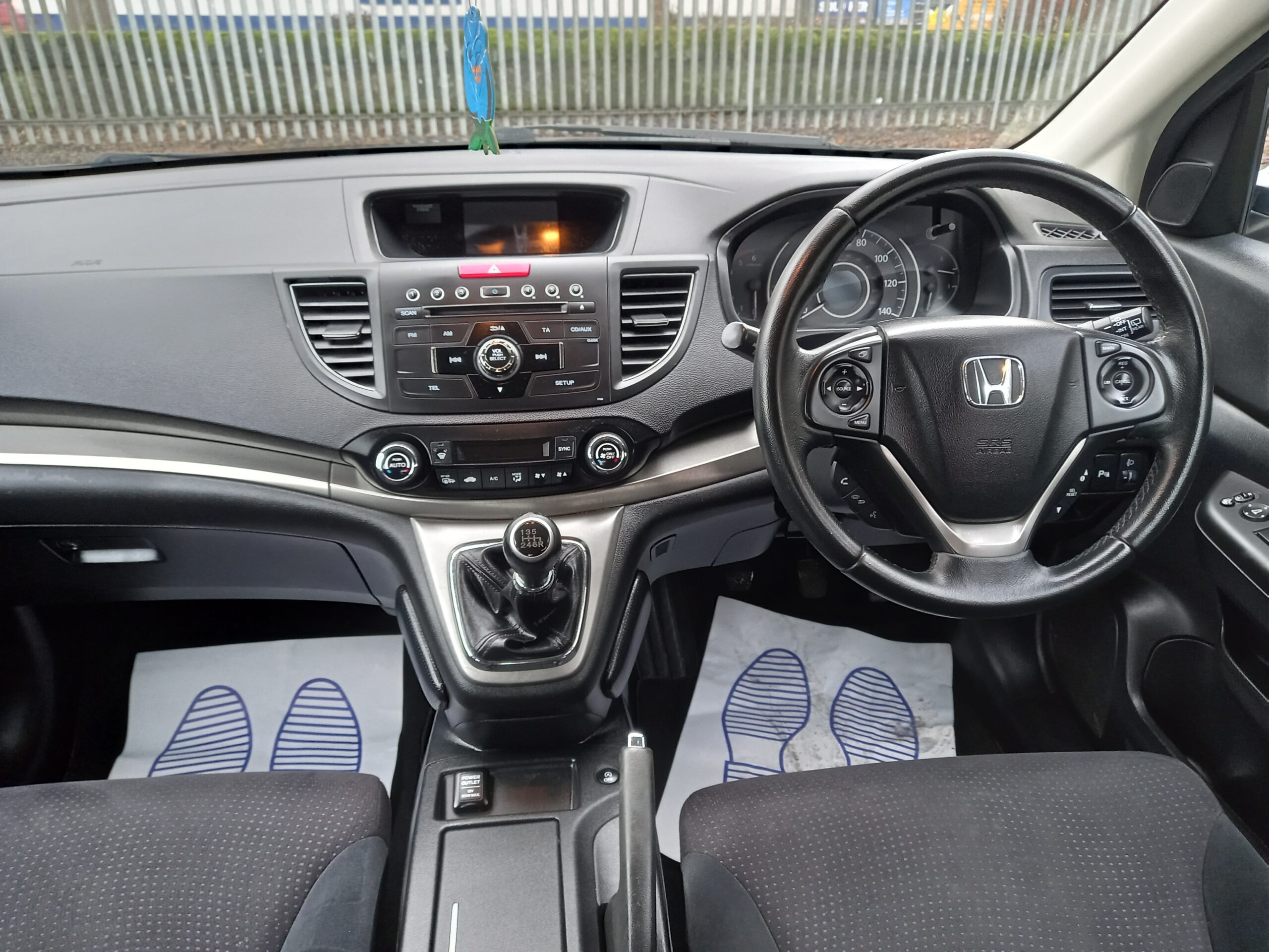 HONDA CR-V 2.2 i-DTEC SE 5dr 2013 Full Service History 4wd 3 Months Warranty - Image 16
