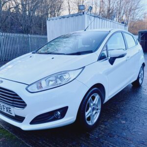 FORD FIESTA 1.25 82 Zetec 5dr 2013 103,000 Miles Full Service History 21 stamps 3 Months Warranty