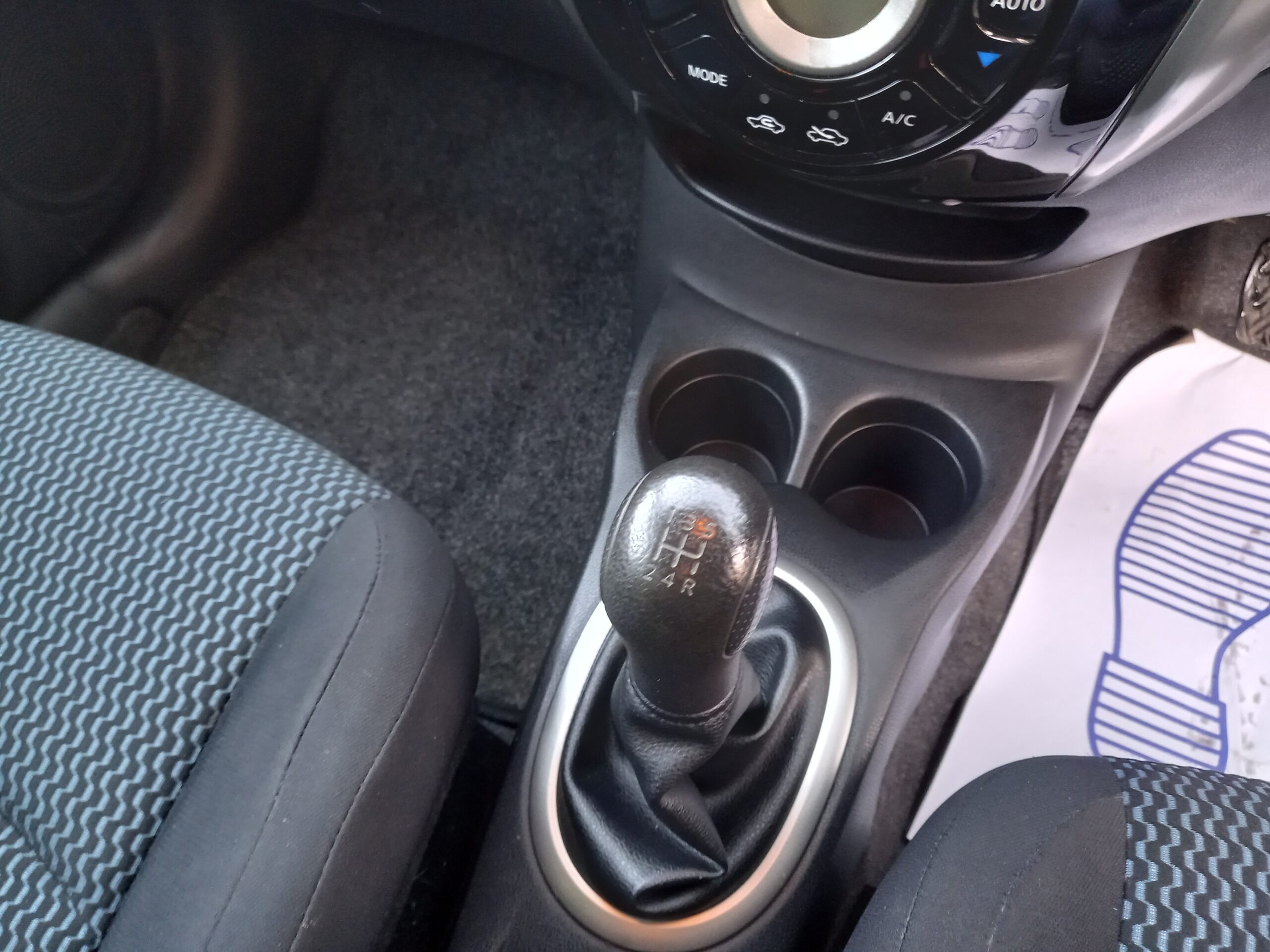 NISSAN NOTE 1.2 Acenta Premium 5dr 2013 47,000 Miles Full Service History £20 road tax 3 Months Warranty - Image 31