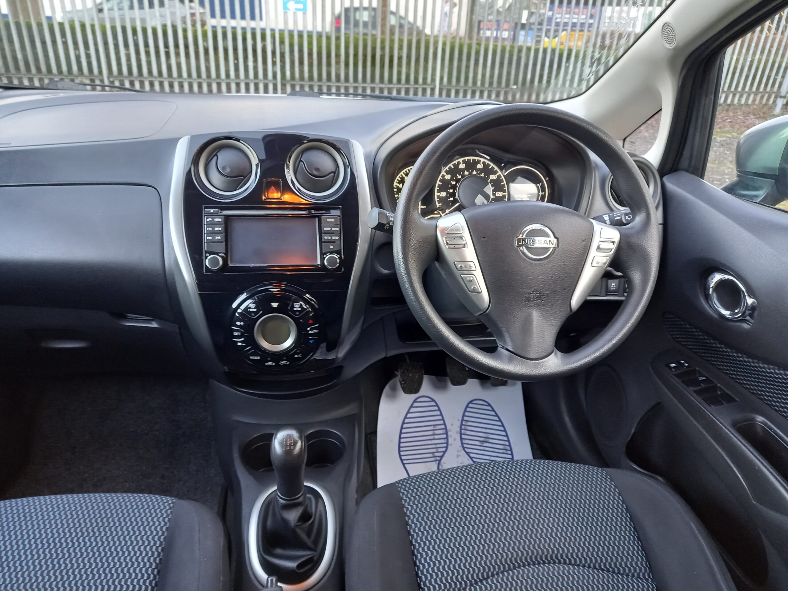 NISSAN NOTE 1.2 Acenta Premium 5dr 2013 47,000 Miles Full Service History £20 road tax 3 Months Warranty - Image 17
