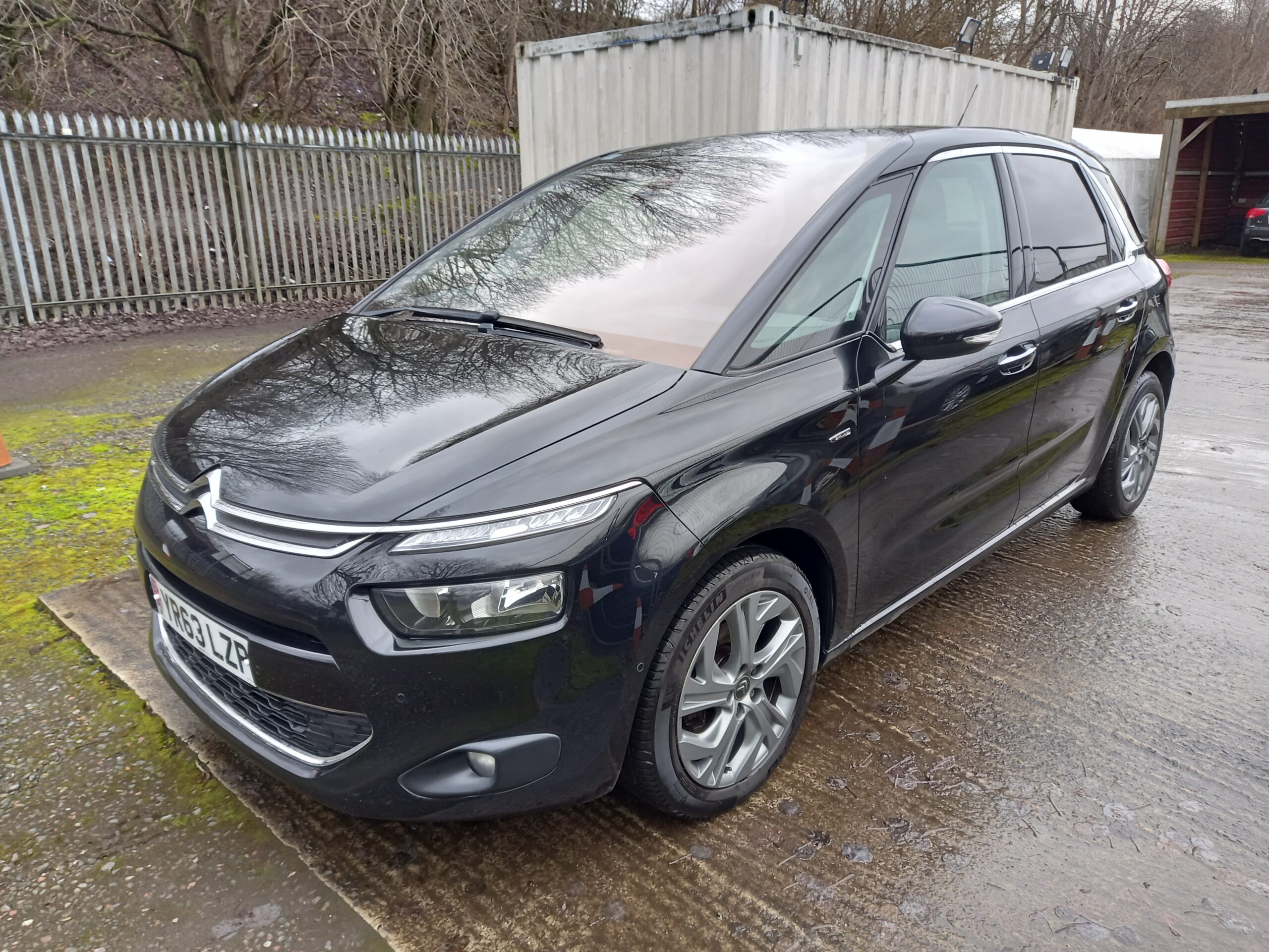 CITROEN C4 PICASSO 1.6 e-HDi 115 Airdream Exclusive+ 5dr 2013 Full Service History 3 Months Warranty - Image 2
