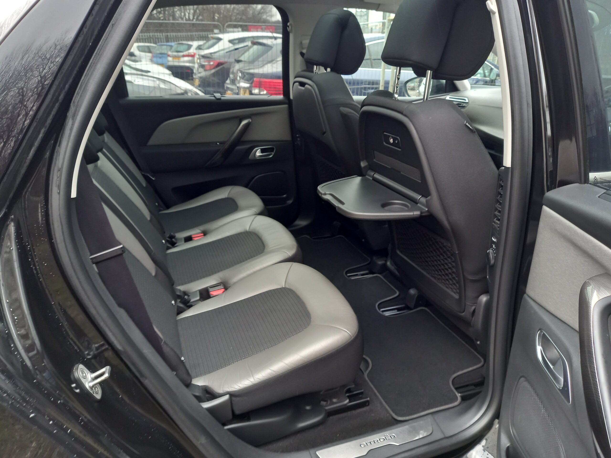 CITROEN C4 PICASSO 1.6 e-HDi 115 Airdream Exclusive+ 5dr 2013 Full Service History 3 Months Warranty - Image 16