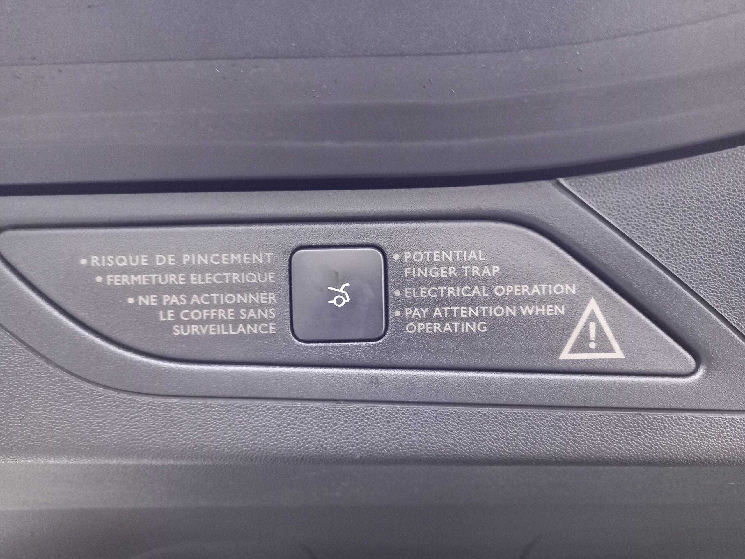 CITROEN C4 PICASSO 1.6 e-HDi 115 Airdream Exclusive+ 5dr 2013 Full Service History 3 Months Warranty - Image 46