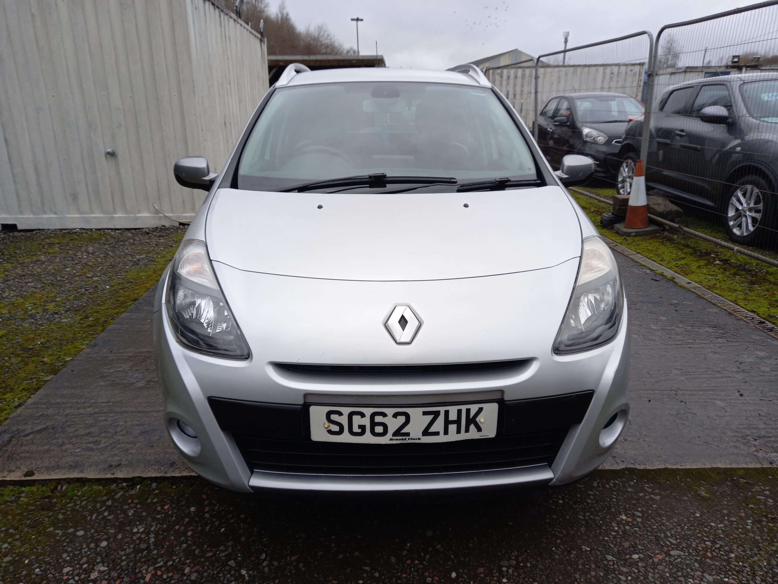 RENAULT CLIO 1.2 16V Dynamique TomTom 5dr 2012 60,000 Miles Service History 3 Months Warranty - Image 9