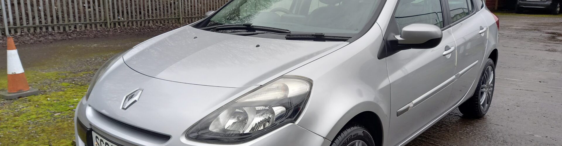 RENAULT CLIO 1.2 16V Dynamique TomTom 5dr 2012 60,000 Miles Service History 3 Months Warranty