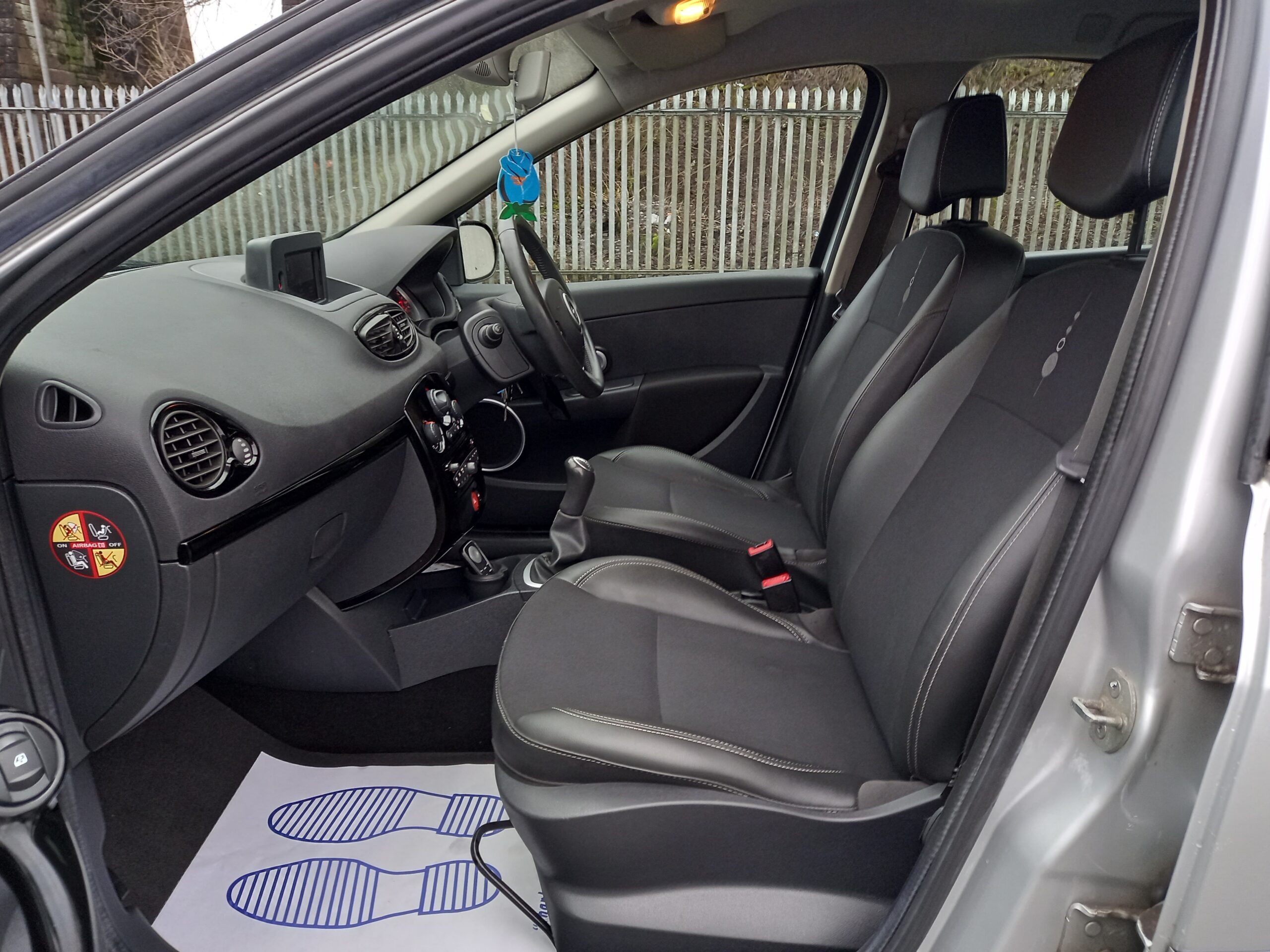 RENAULT CLIO 1.2 16V Dynamique TomTom 5dr 2012 60,000 Miles Service History 3 Months Warranty - Image 16