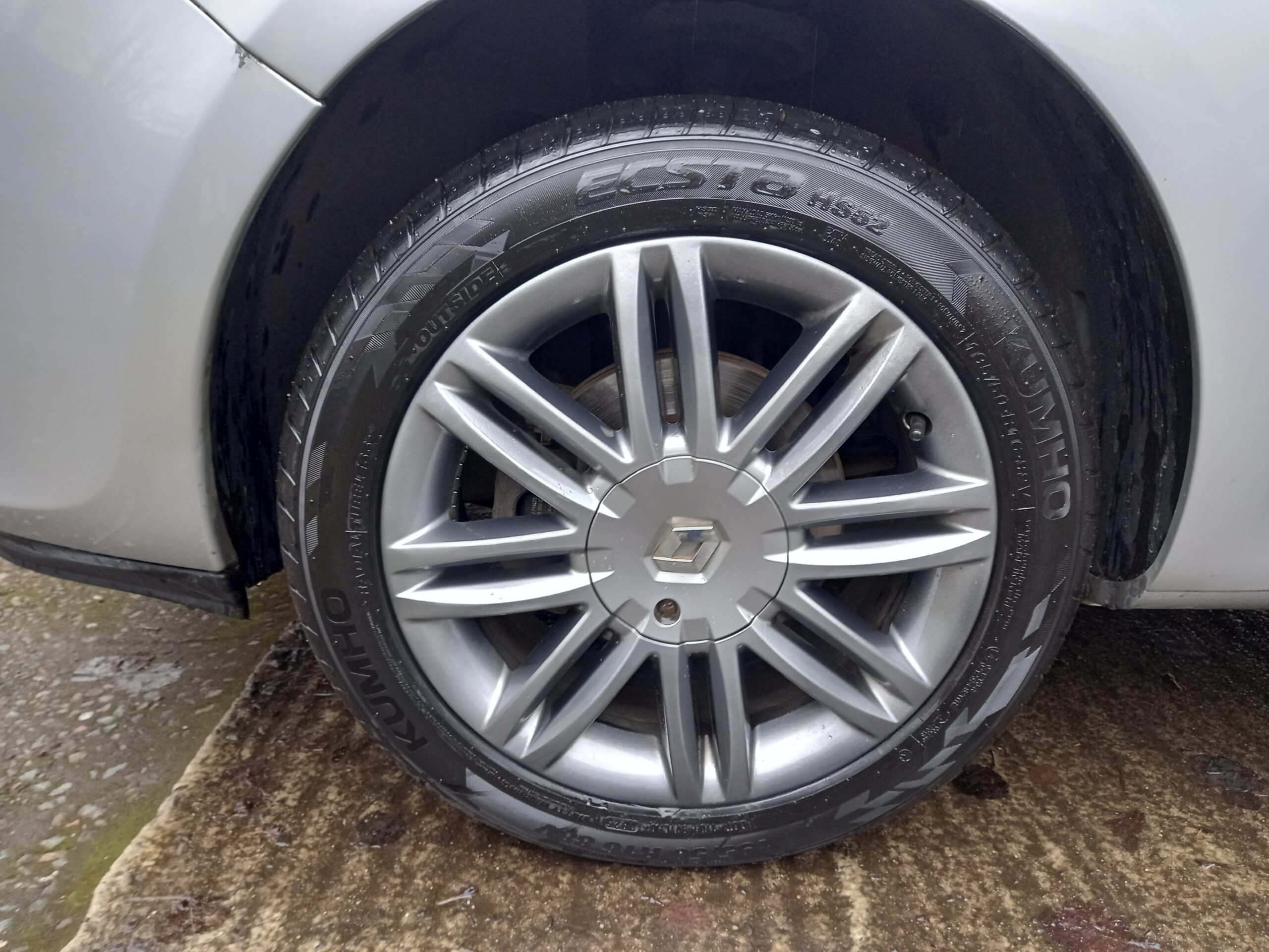 RENAULT CLIO 1.2 16V Dynamique TomTom 5dr 2012 60,000 Miles Service History 3 Months Warranty - Image 21