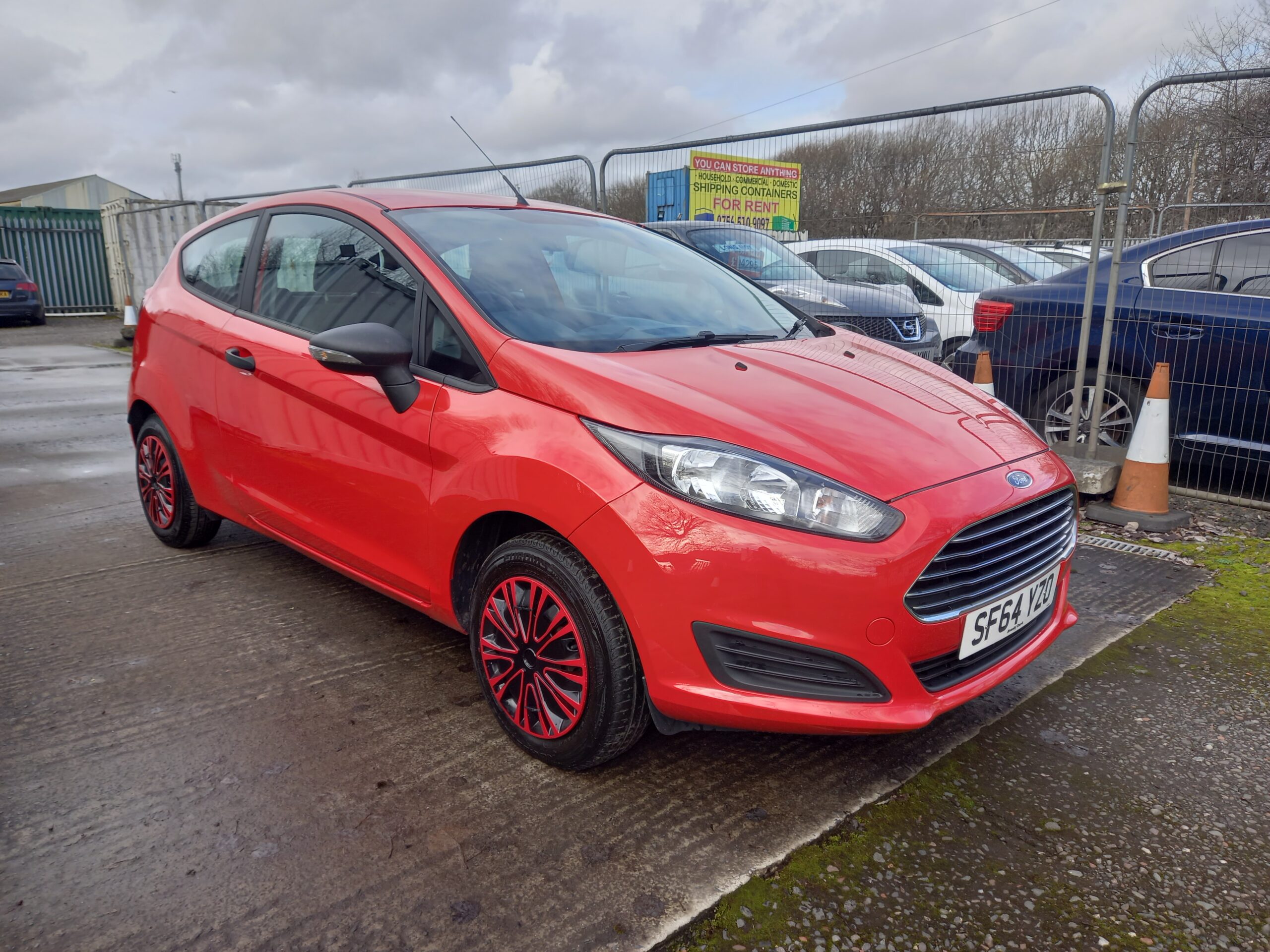 FORD FIESTA 1.25 Studio 3dr 2014 red 57,000 miles £35 road tax 3 Months Warranty - Image 8