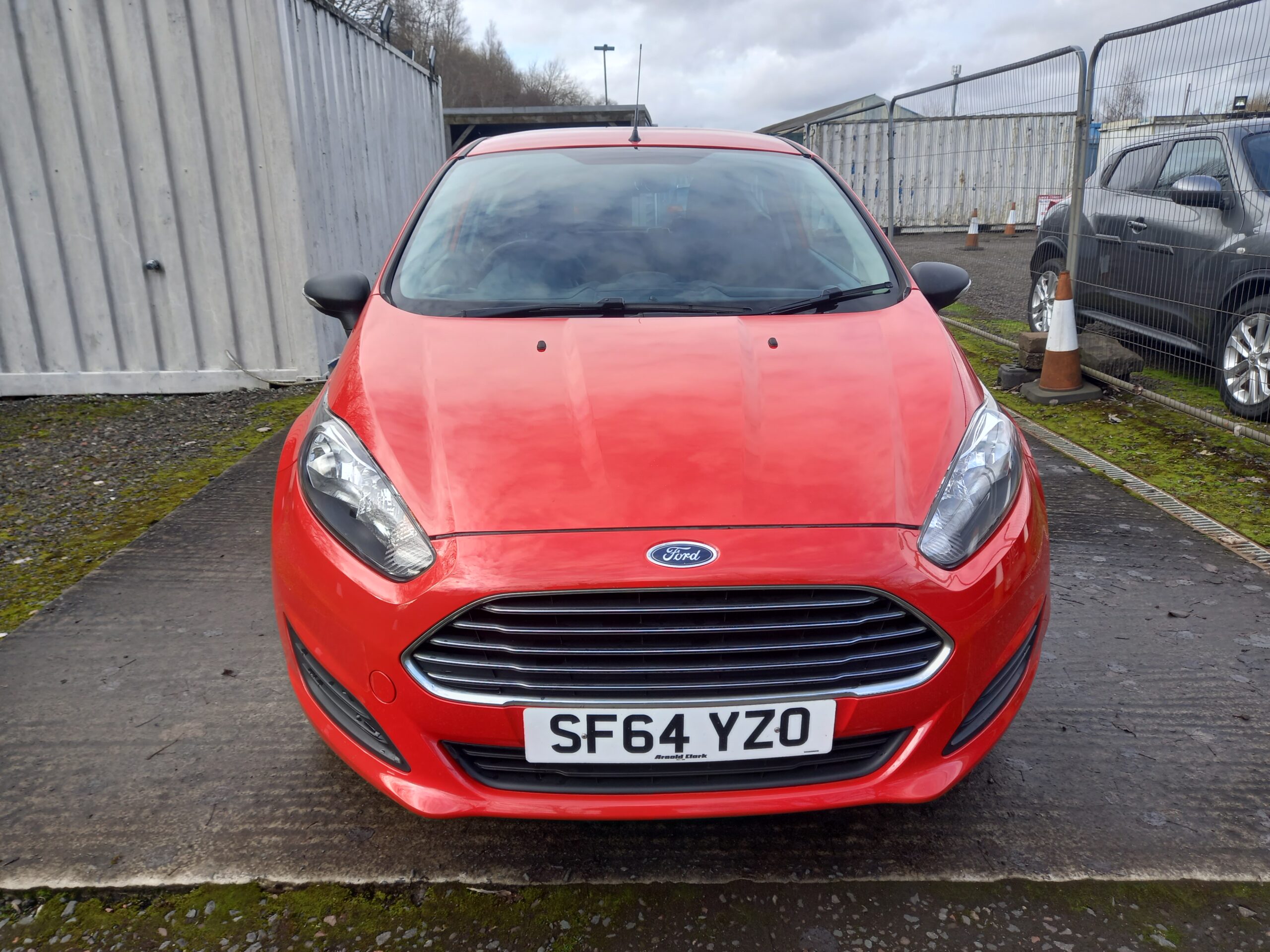 FORD FIESTA 1.25 Studio 3dr 2014 red 57,000 miles £35 road tax 3 Months Warranty - Image 10