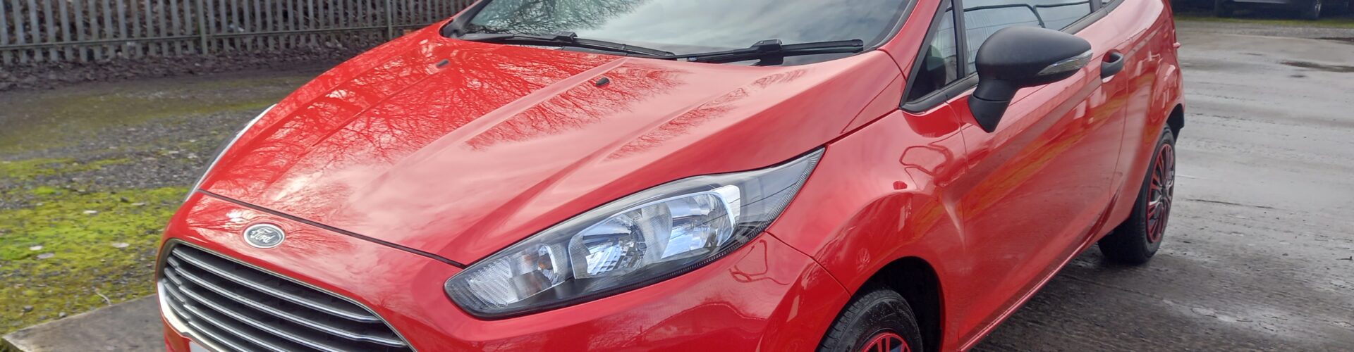 FORD FIESTA 1.25 Studio 3dr 2014 red 57,000 miles £35 road tax 3 Months Warranty