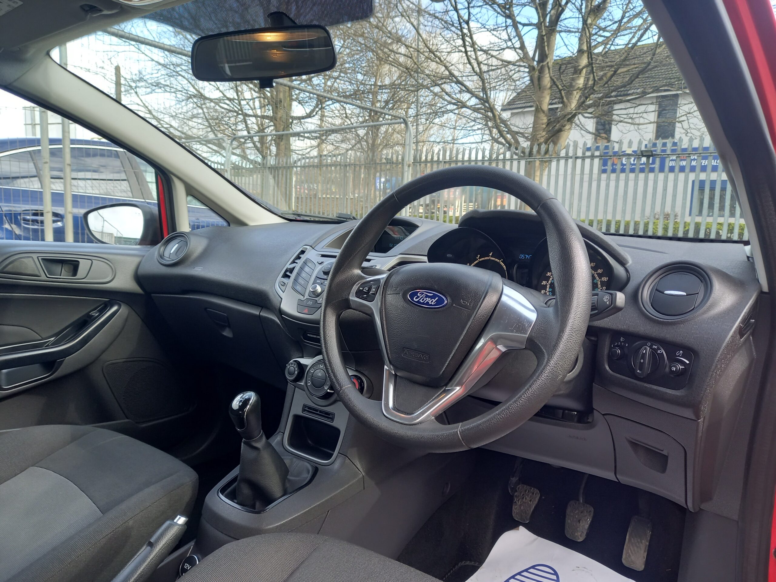 FORD FIESTA 1.25 Studio 3dr 2014 red 57,000 miles £35 road tax 3 Months Warranty - Image 12