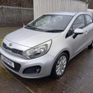 KIA RIO 1.25 2 5dr 5dr 2013  74,000 Miles Full Service History £35 road tax 3 Months Warranty