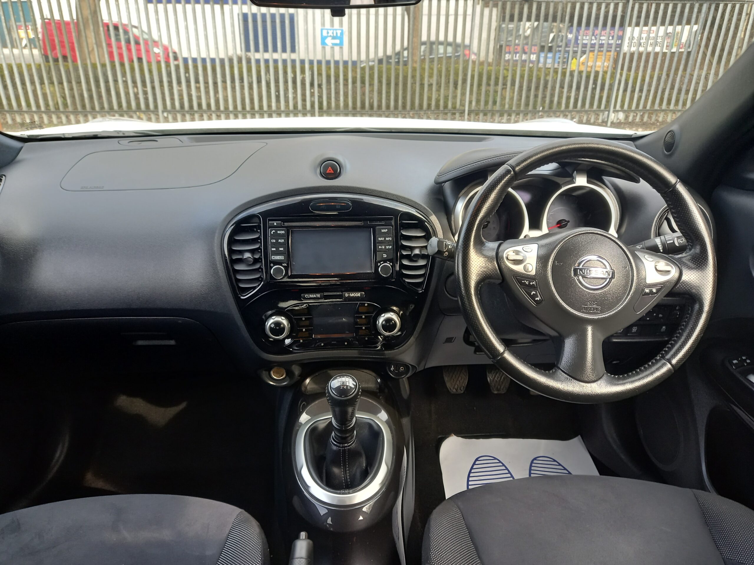 NISSAN JUKE 1.5 dCi Acenta Premium 5dr 86,000 Miles Full Service History £20 tax 3 Months Warranty - Image 17