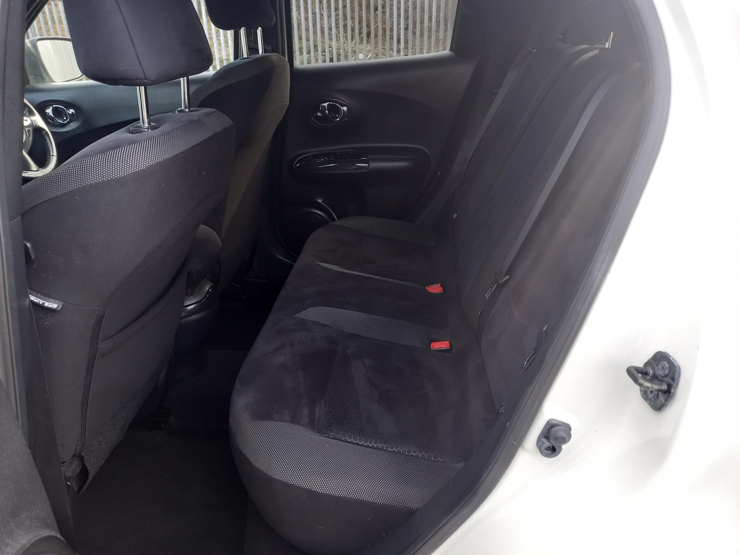 NISSAN JUKE 1.5 dCi Acenta Premium 5dr 86,000 Miles Full Service History £20 tax 3 Months Warranty - Image 24