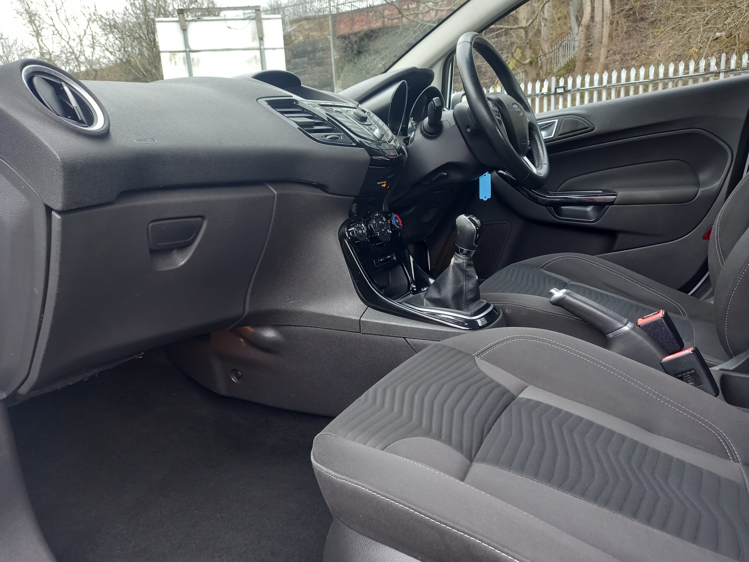 FORD FIESTA 1.25 82 Zetec 5dr 2014 120,000 Miles Service History £35 road tax 3 Months Warranty - Image 20