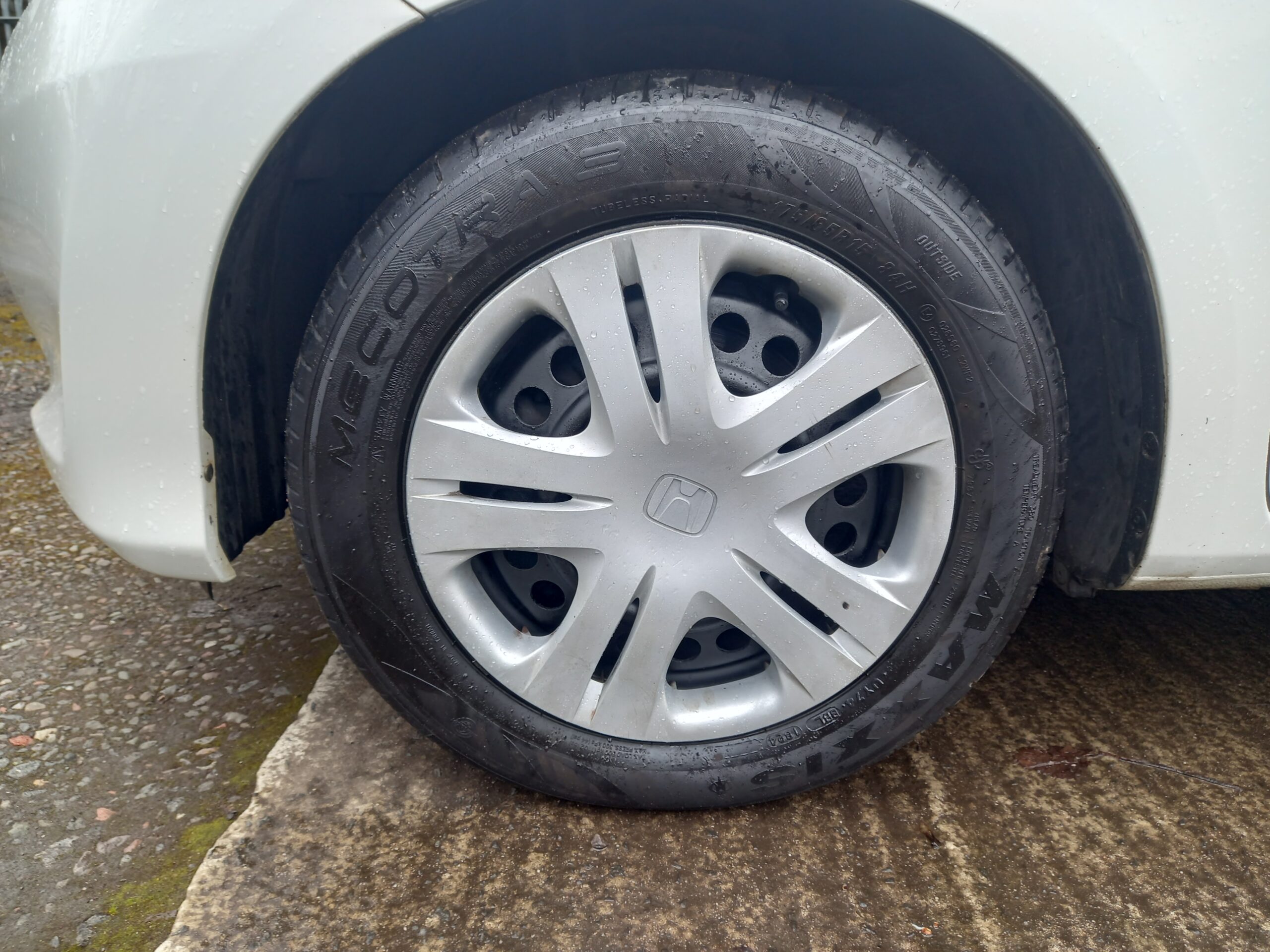 HONDA JAZZ 1.2 i-VTEC S 5dr 2013 89,000 Miles Full Service History 3 Months Warranty - Image 32