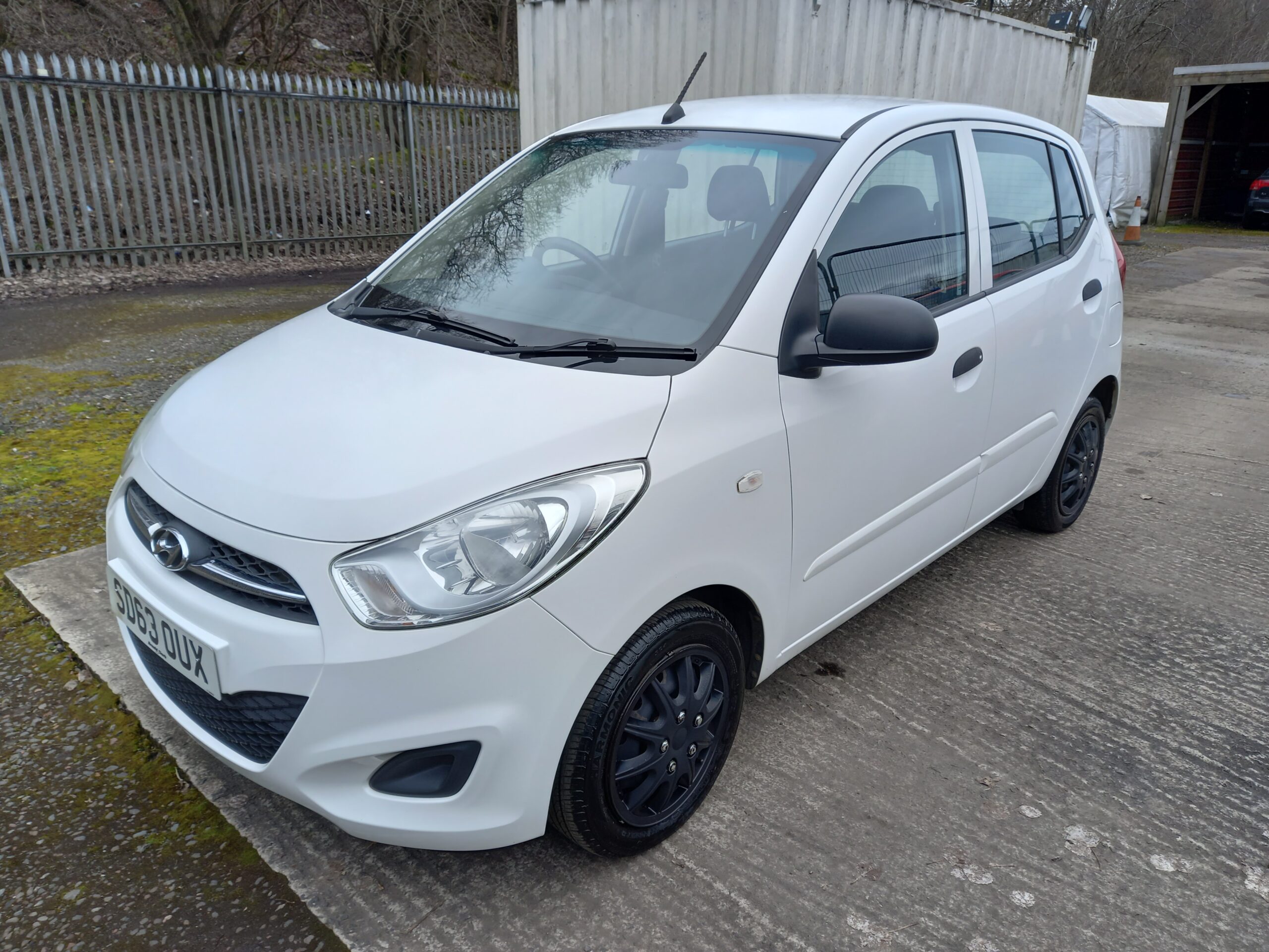 HYUNDAI I10 1.2 Classic 5dr 2013 69,000 Miles Full Service History £20 tax 3 Months Warranty - Image 3