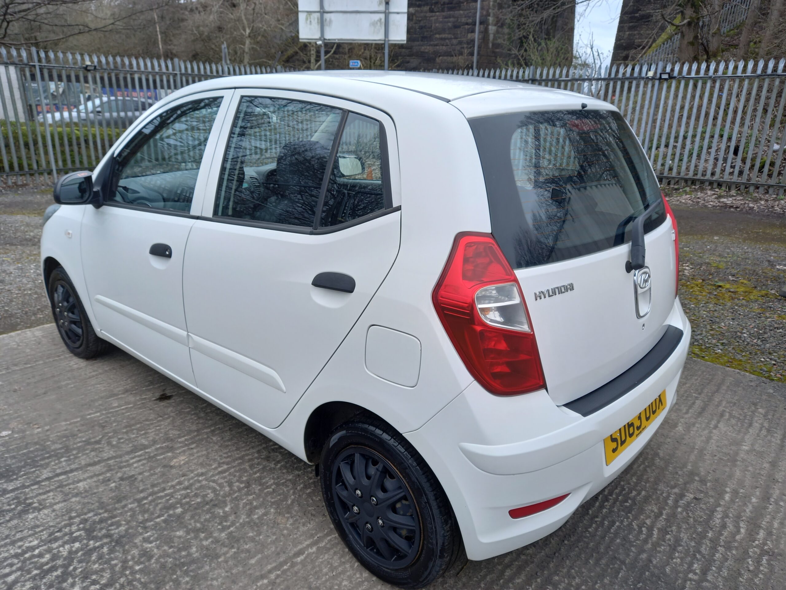 HYUNDAI I10 1.2 Classic 5dr 2013 69,000 Miles Full Service History £20 tax 3 Months Warranty - Image 4