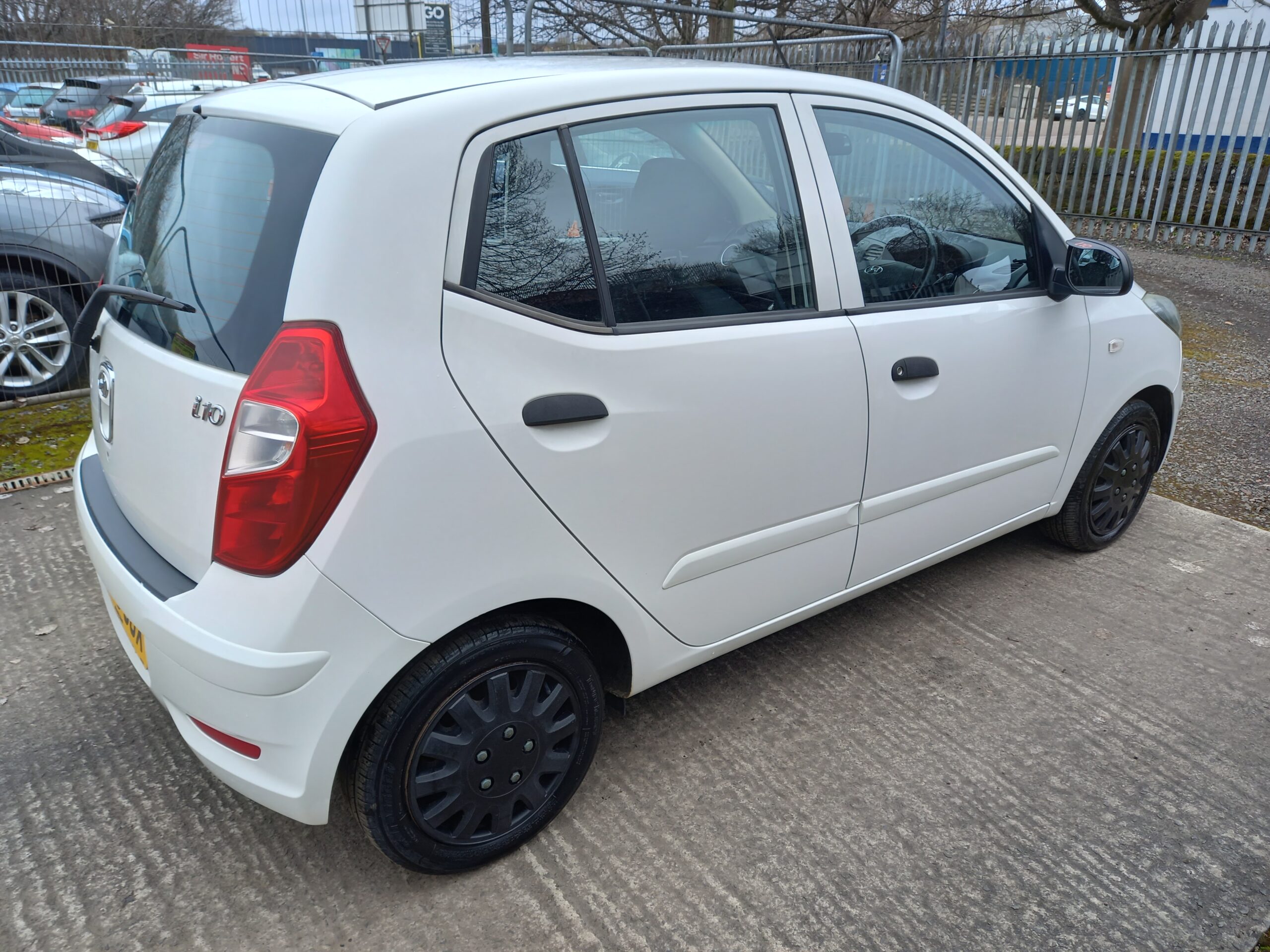 HYUNDAI I10 1.2 Classic 5dr 2013 69,000 Miles Full Service History £20 tax 3 Months Warranty - Image 6
