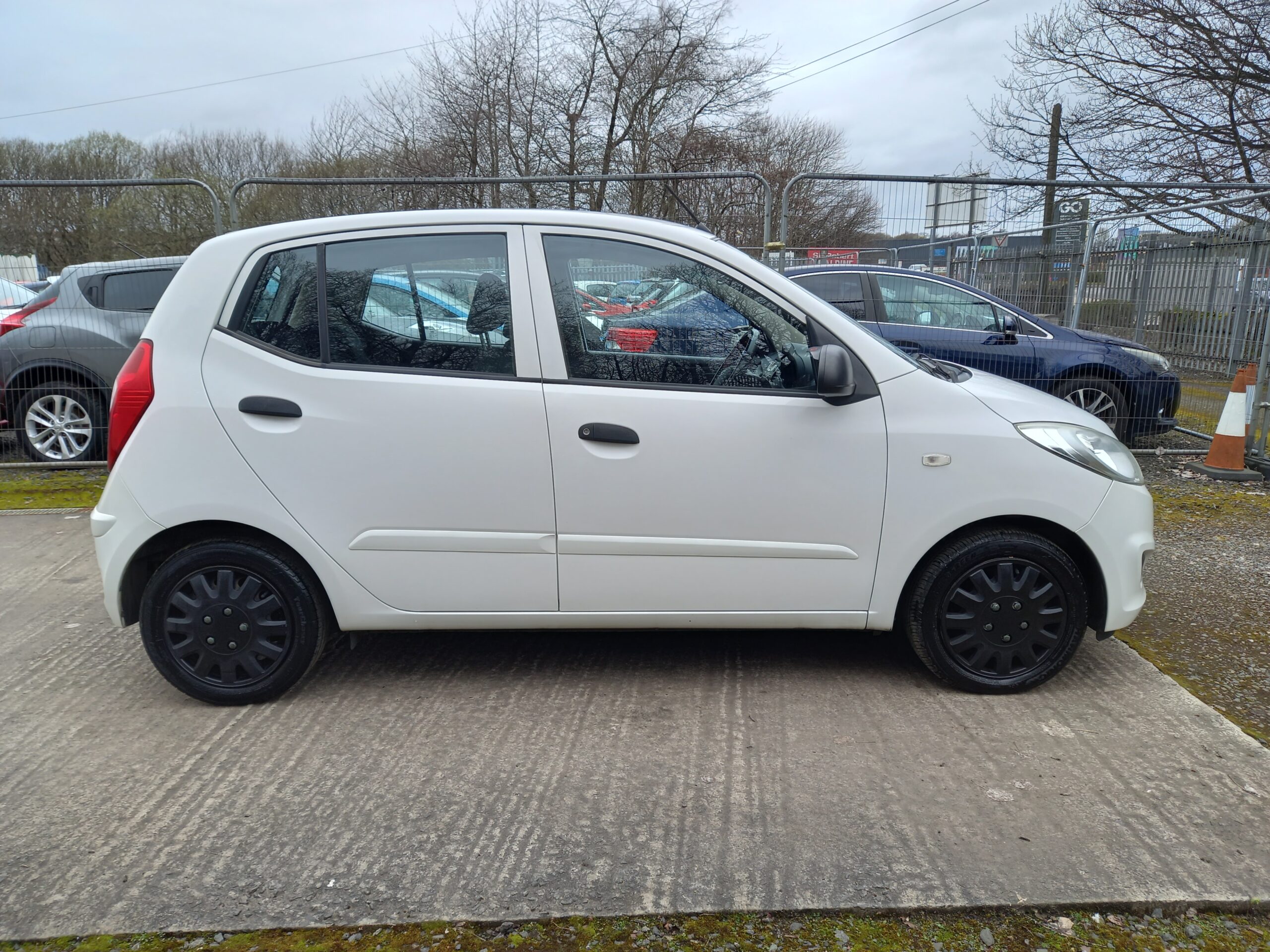 HYUNDAI I10 1.2 Classic 5dr 2013 69,000 Miles Full Service History £20 tax 3 Months Warranty - Image 7