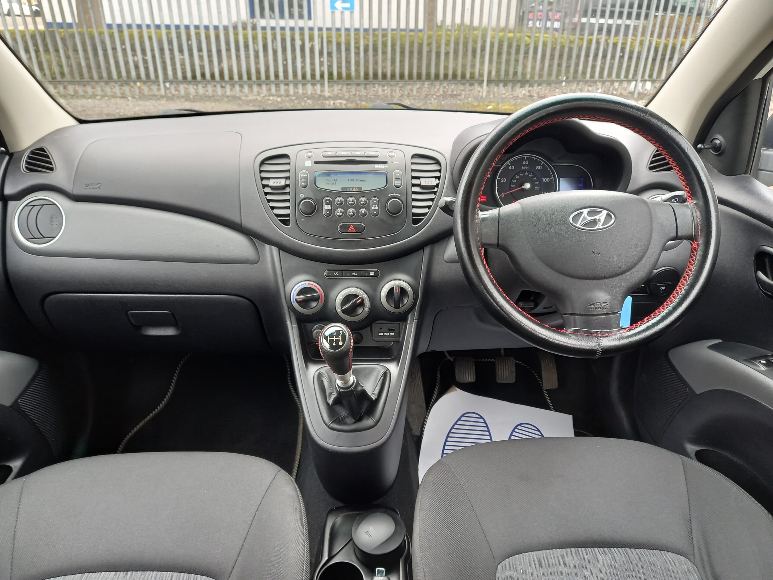 HYUNDAI I10 1.2 Classic 5dr 2013 69,000 Miles Full Service History £20 tax 3 Months Warranty - Image 16