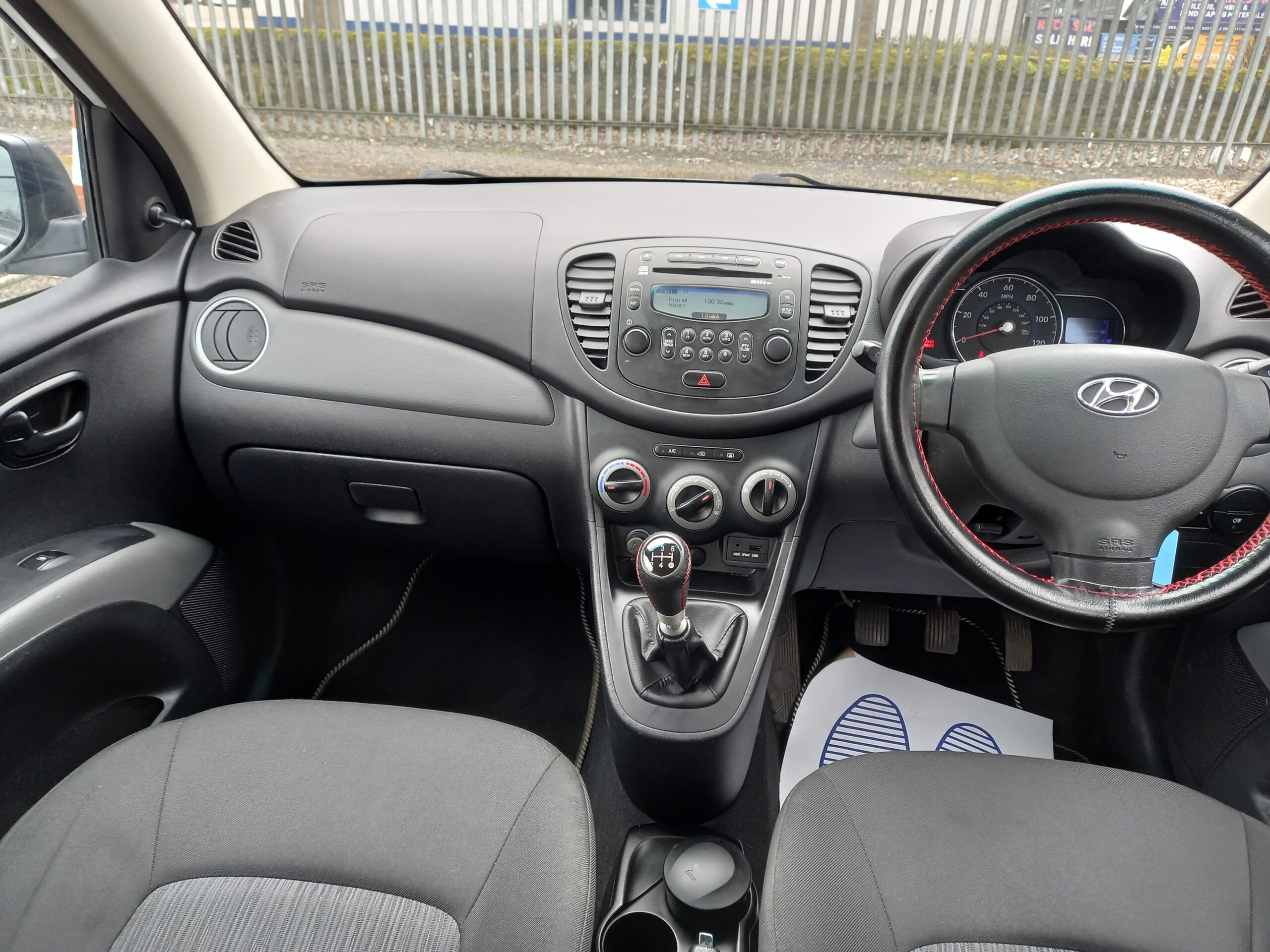 HYUNDAI I10 1.2 Classic 5dr 2013 69,000 Miles Full Service History £20 tax 3 Months Warranty - Image 17