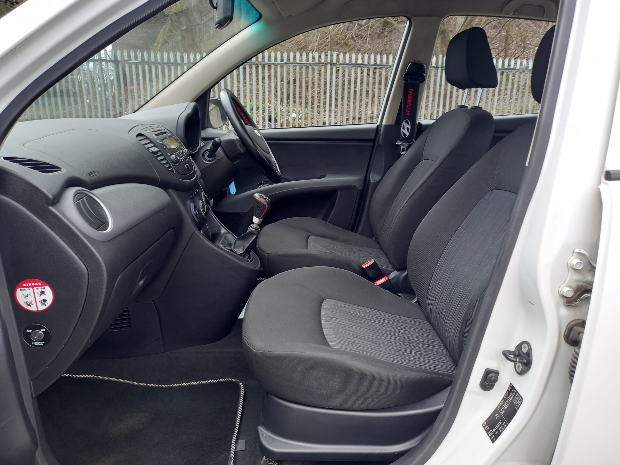 HYUNDAI I10 1.2 Classic 5dr 2013 69,000 Miles Full Service History £20 tax 3 Months Warranty - Image 20