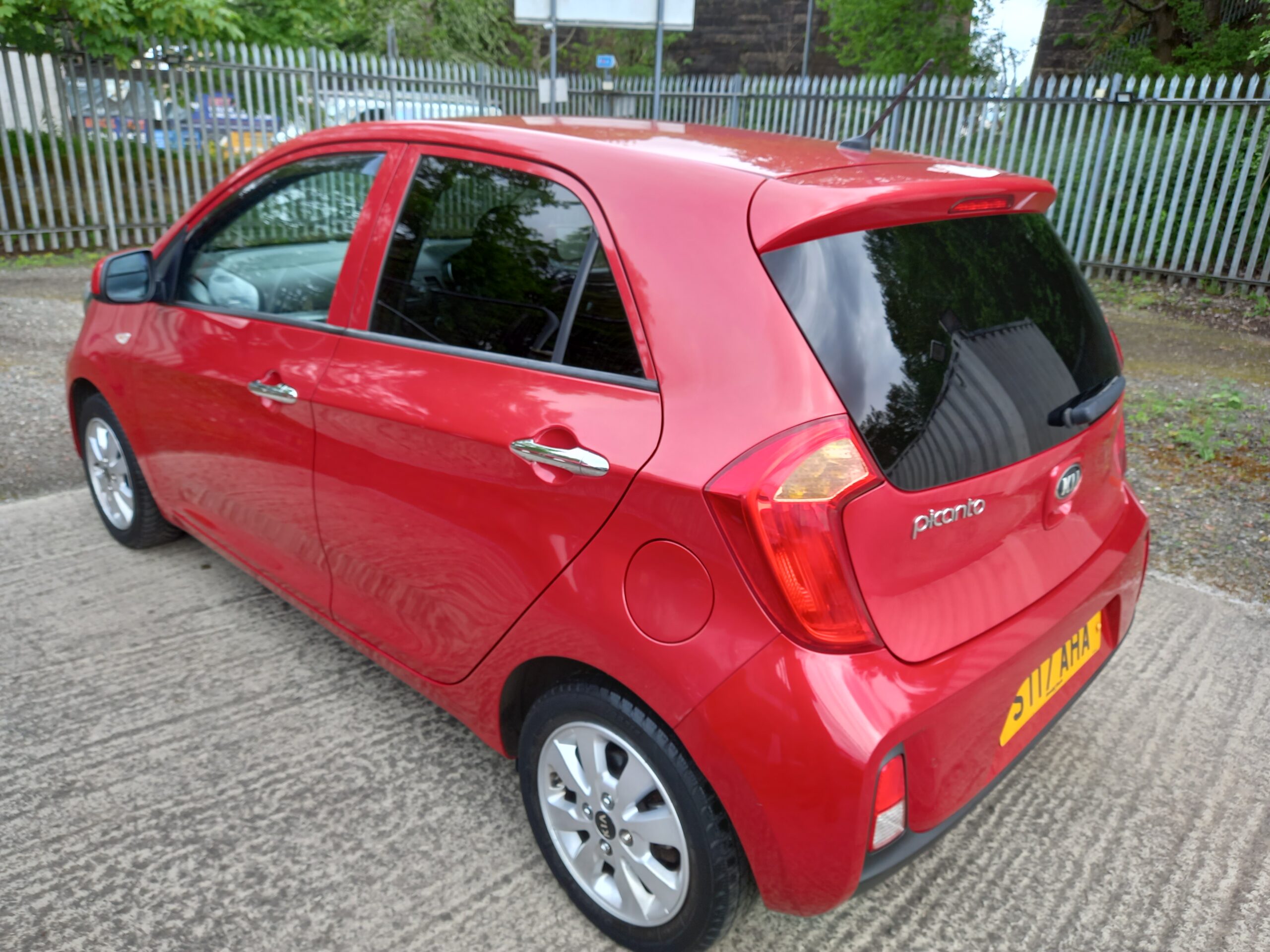 KIA PICANTO 1.25 SE 5dr Automatic 2017 67,000 Miles Full Service History 3 Months Warranty - Image 4