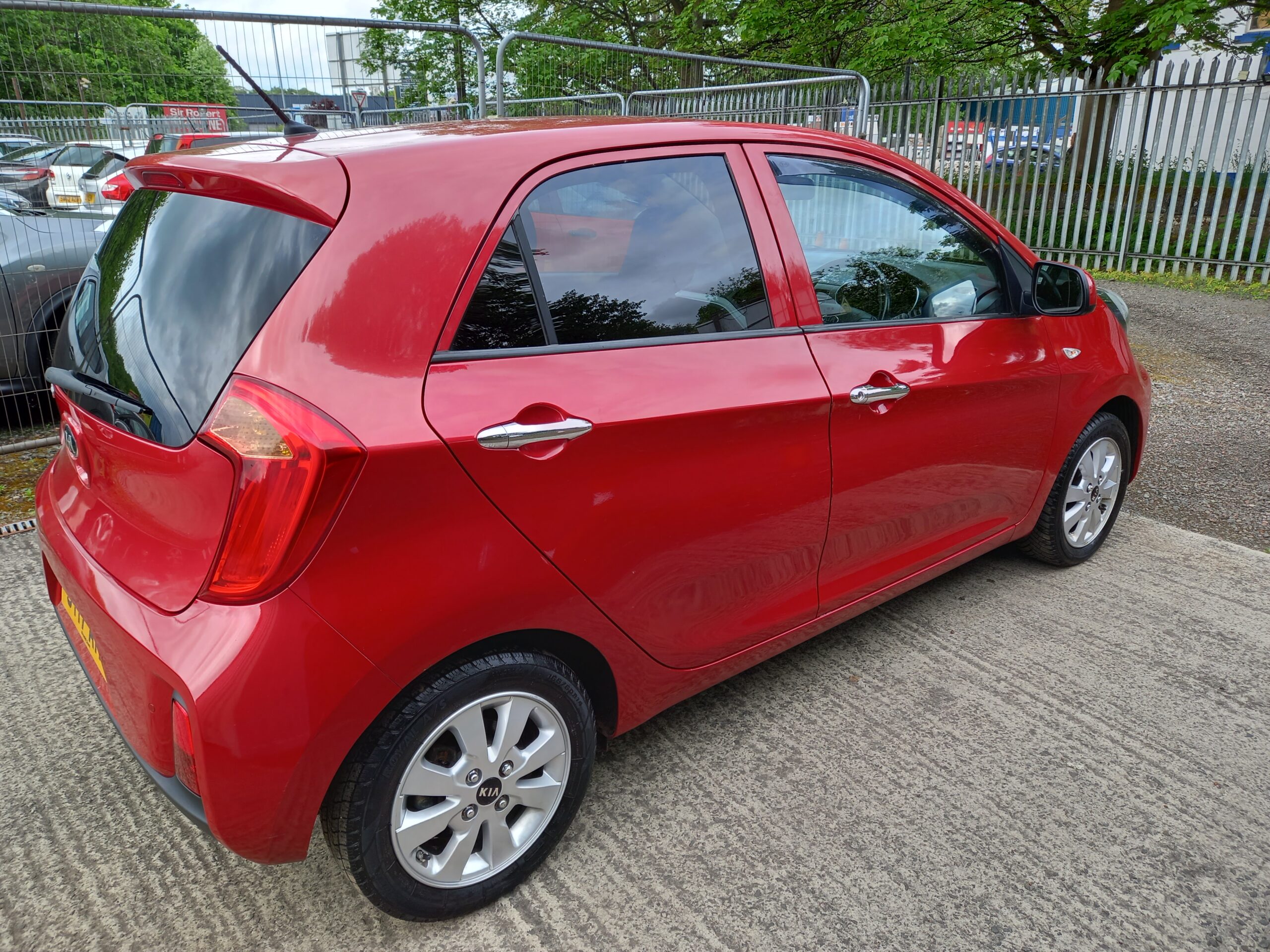 KIA PICANTO 1.25 SE 5dr Automatic 2017 67,000 Miles Full Service History 3 Months Warranty - Image 6