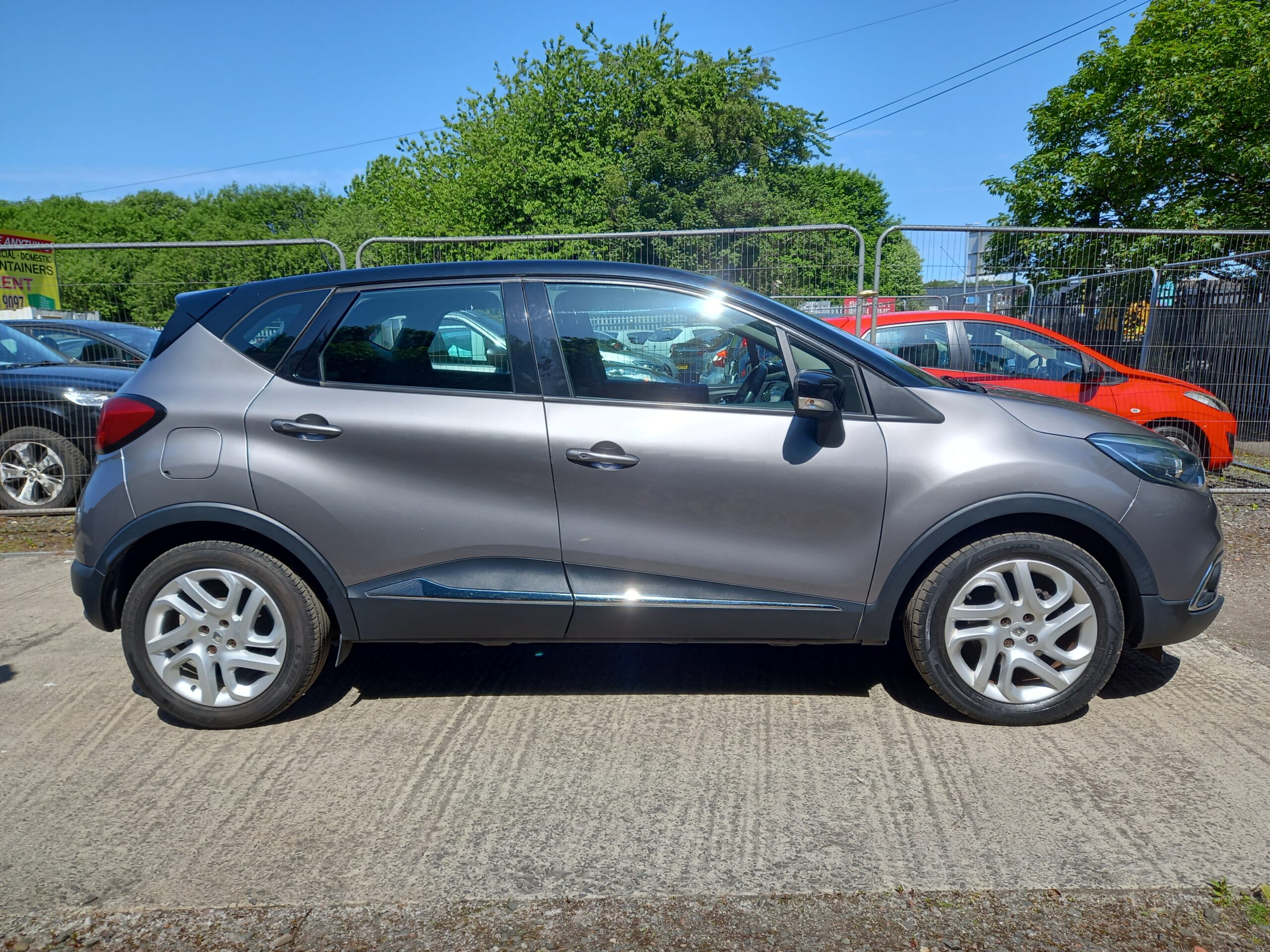 RENAULT CAPTUR 1.5 dCi 90 Dynamique MediaNav Energy 5dr 2015 95,000 Miles Full Service History 3 Months Warranty - Image 8