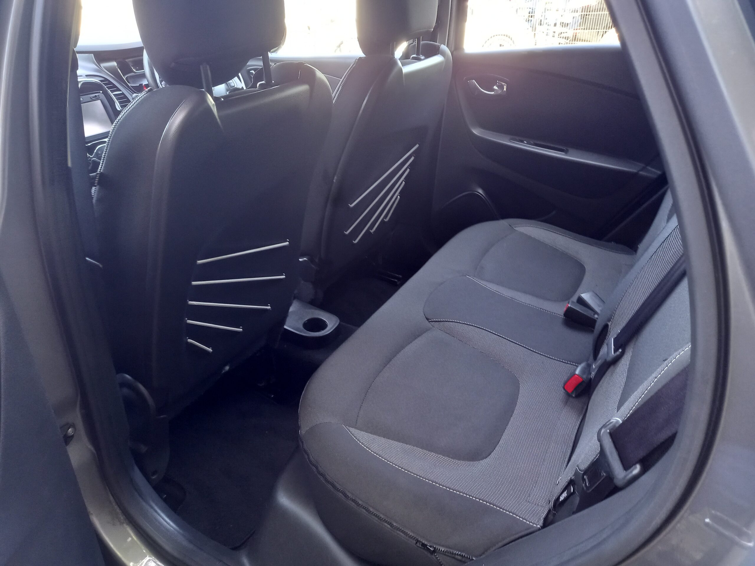 RENAULT CAPTUR 1.5 dCi 90 Dynamique MediaNav Energy 5dr 2015 95,000 Miles Full Service History 3 Months Warranty - Image 30