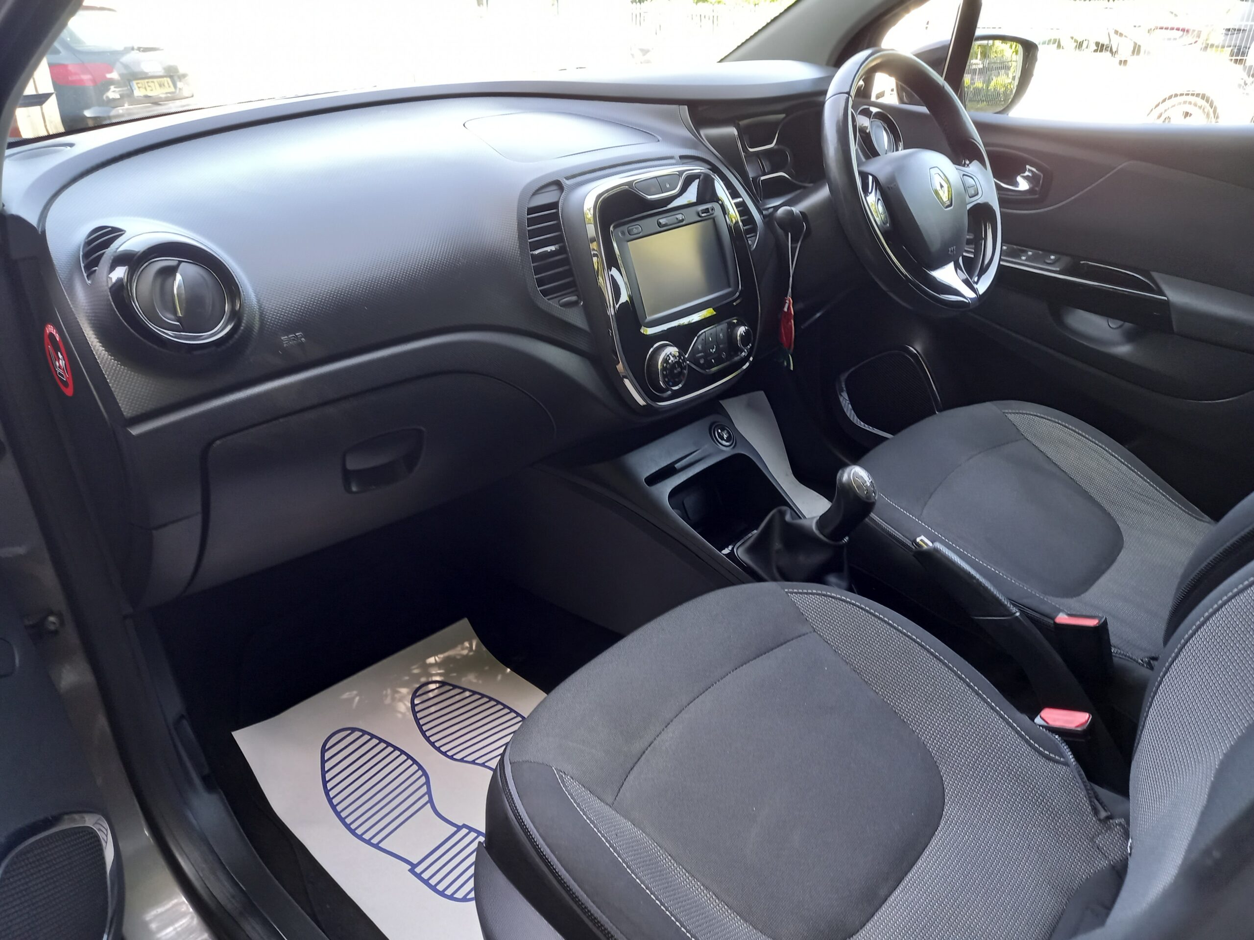 RENAULT CAPTUR 1.5 dCi 90 Dynamique MediaNav Energy 5dr 2015 95,000 Miles Full Service History 3 Months Warranty - Image 32